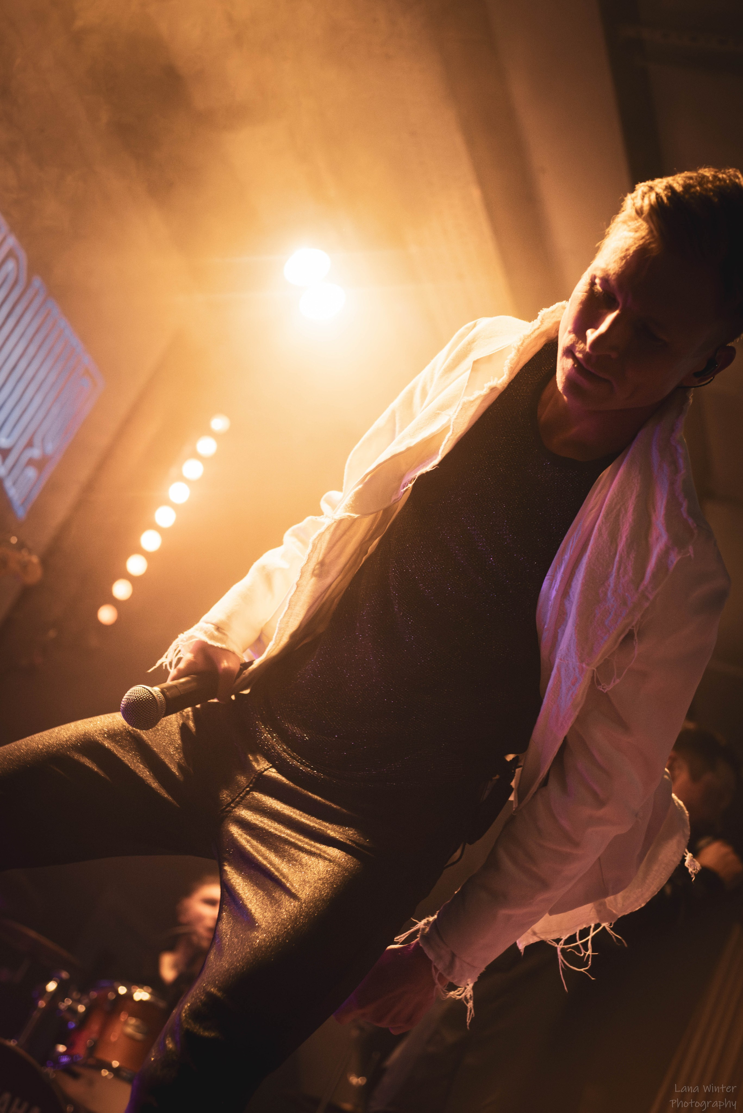 Площадь Восстания (8 марта 2025 года, Москва, клуб Техника Безопасности). Фотограф Светлана Блинова, Москва и Московская область