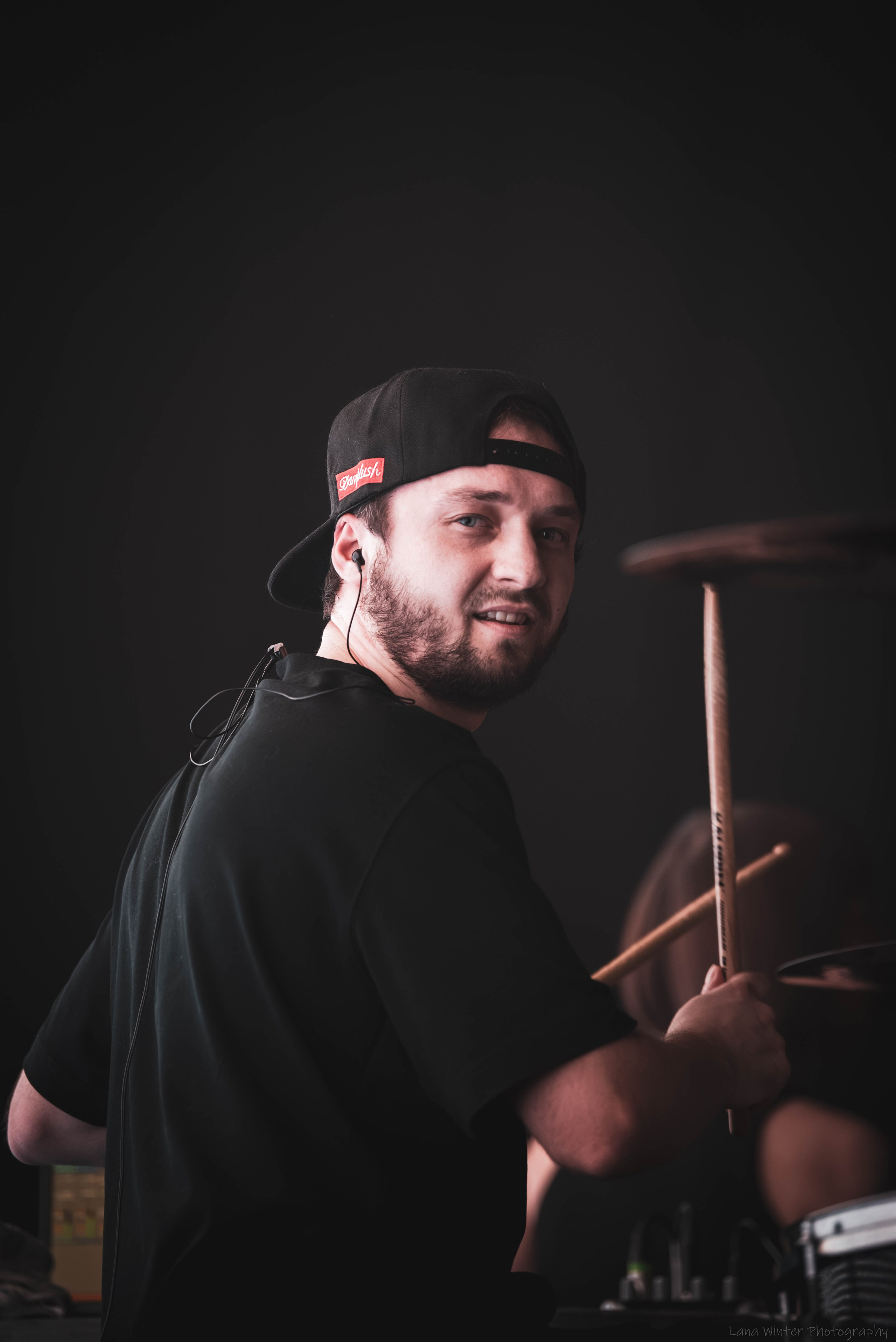 7000$ (25 января 2025 года, Москва, клуб Урбан). Фотограф Светлана Блинова, Москва и Московская область