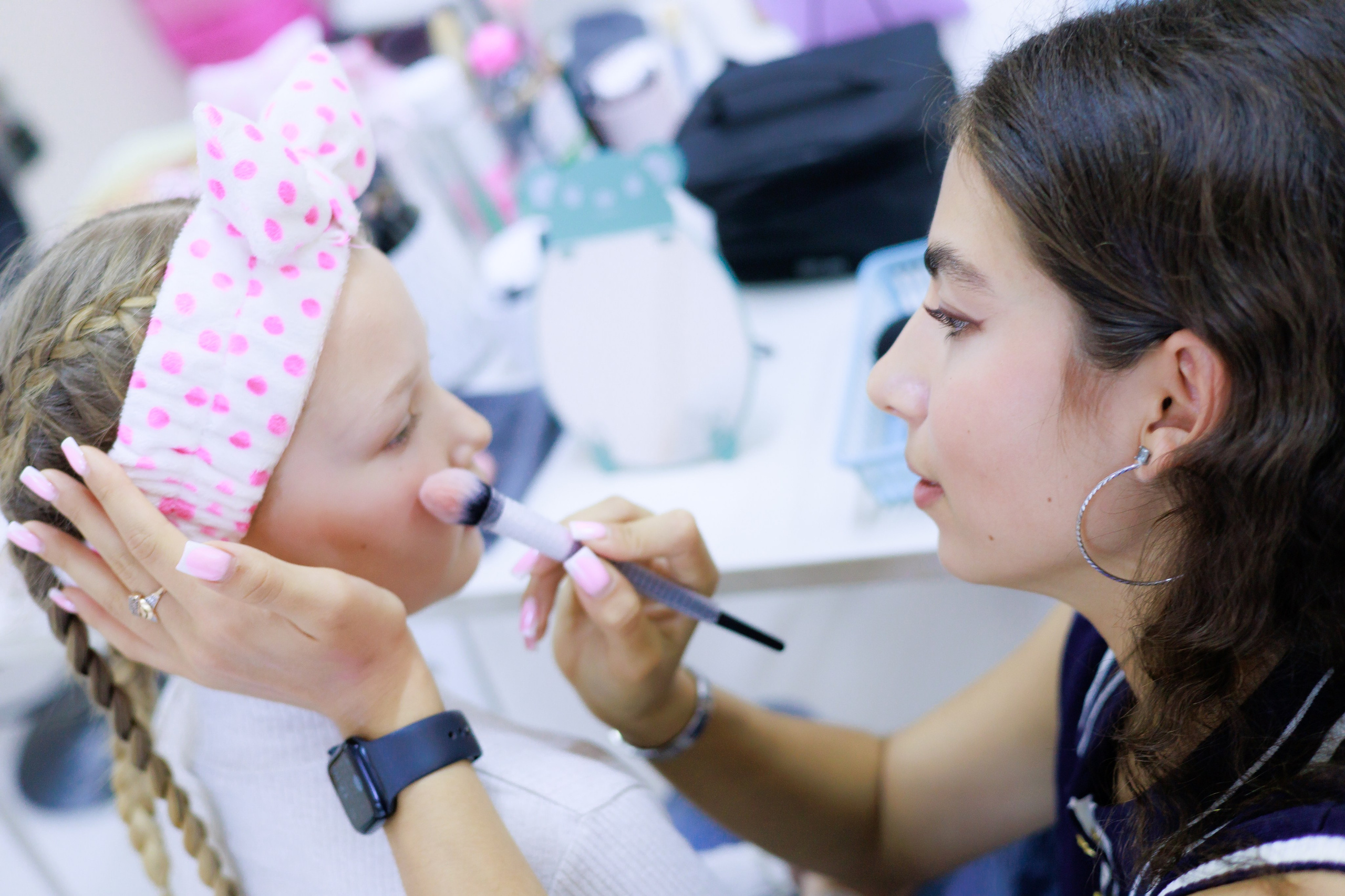 Урок макияжа для девочек 5 октября. Школа для девочек во Владивостоке — Само Совершенство