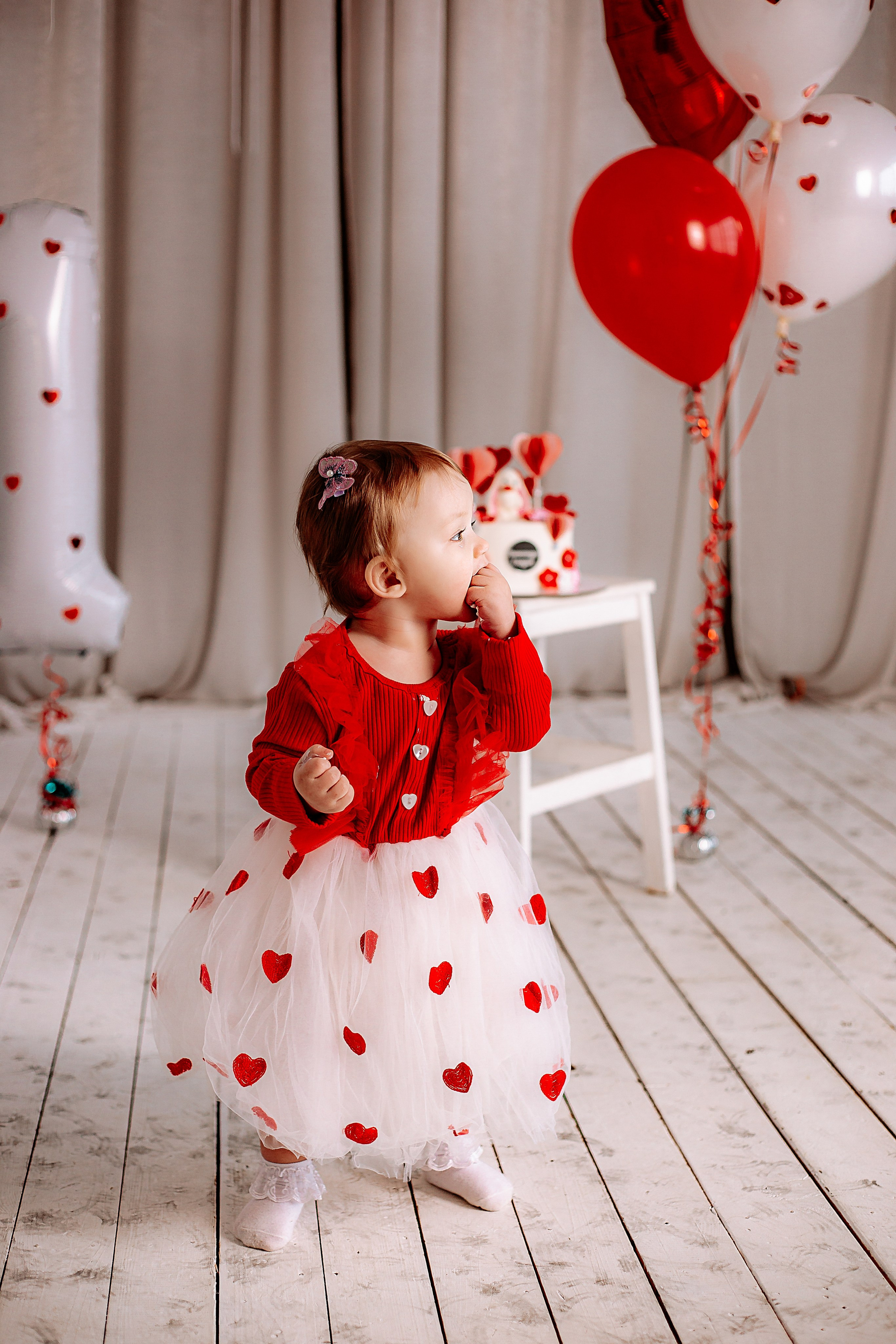 Александре 1 годик. Https://malovafoto.ru