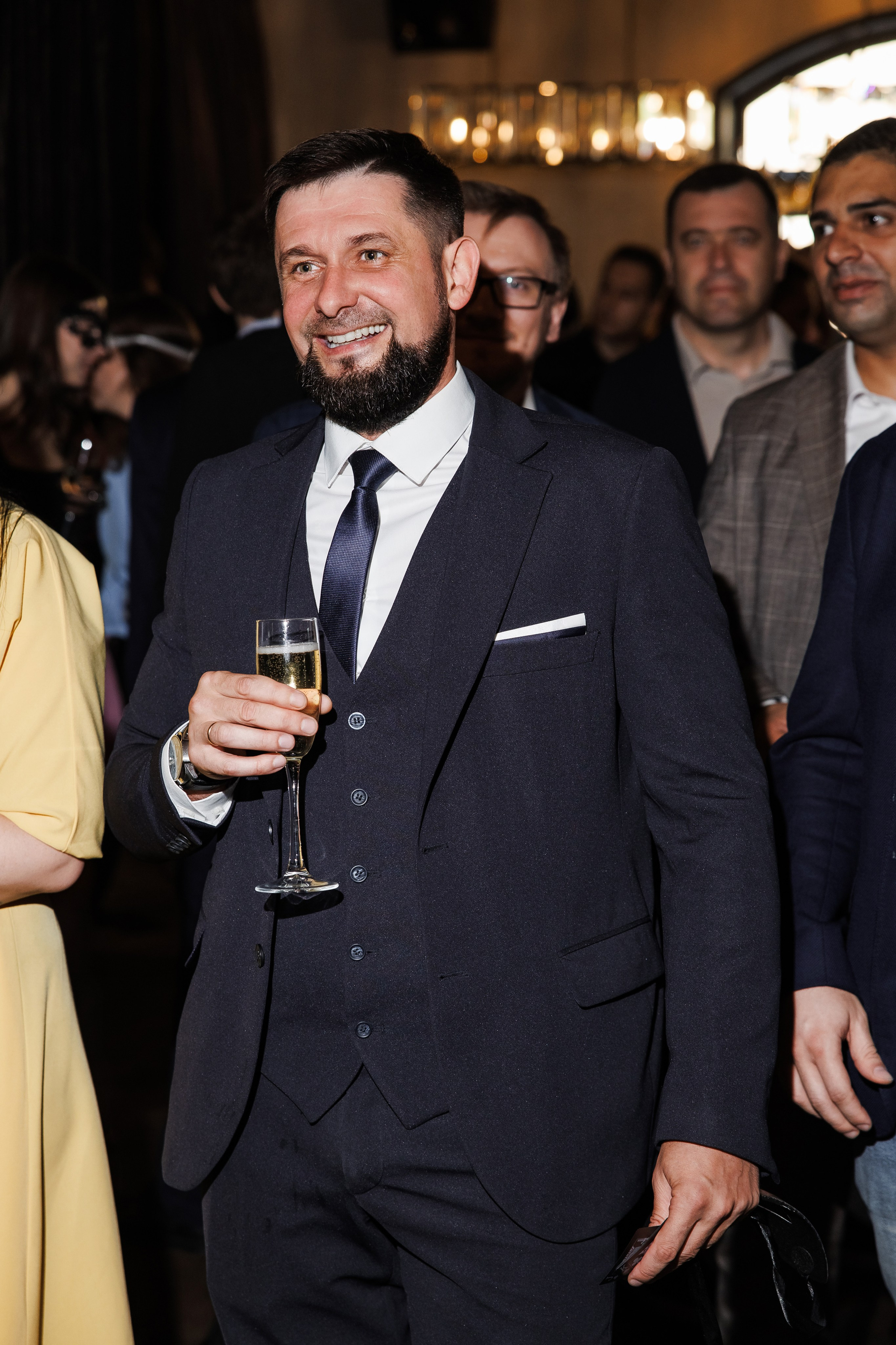 Hub Shipping. Свадебный репортажный фотограф в Москве