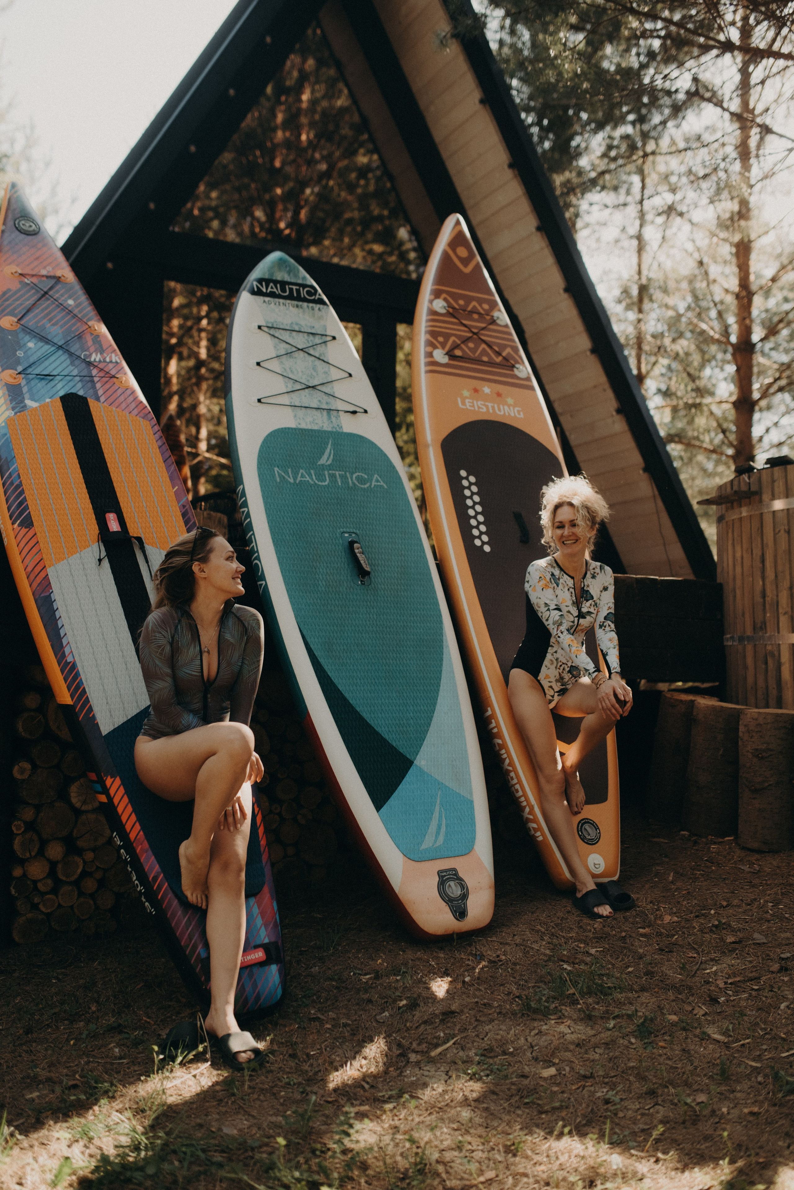 Шалаш среди леса. Главная