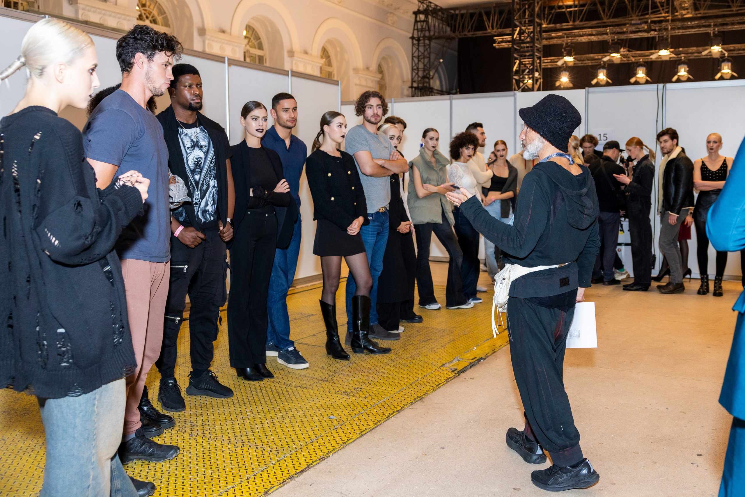 Показ Игоря Гуляева 2024. Фотограф в Москве Ира Никина