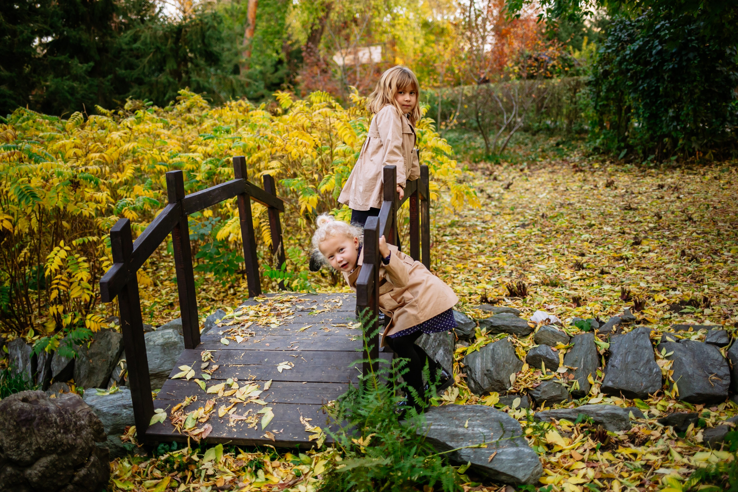 Юля, Анюта, Есения