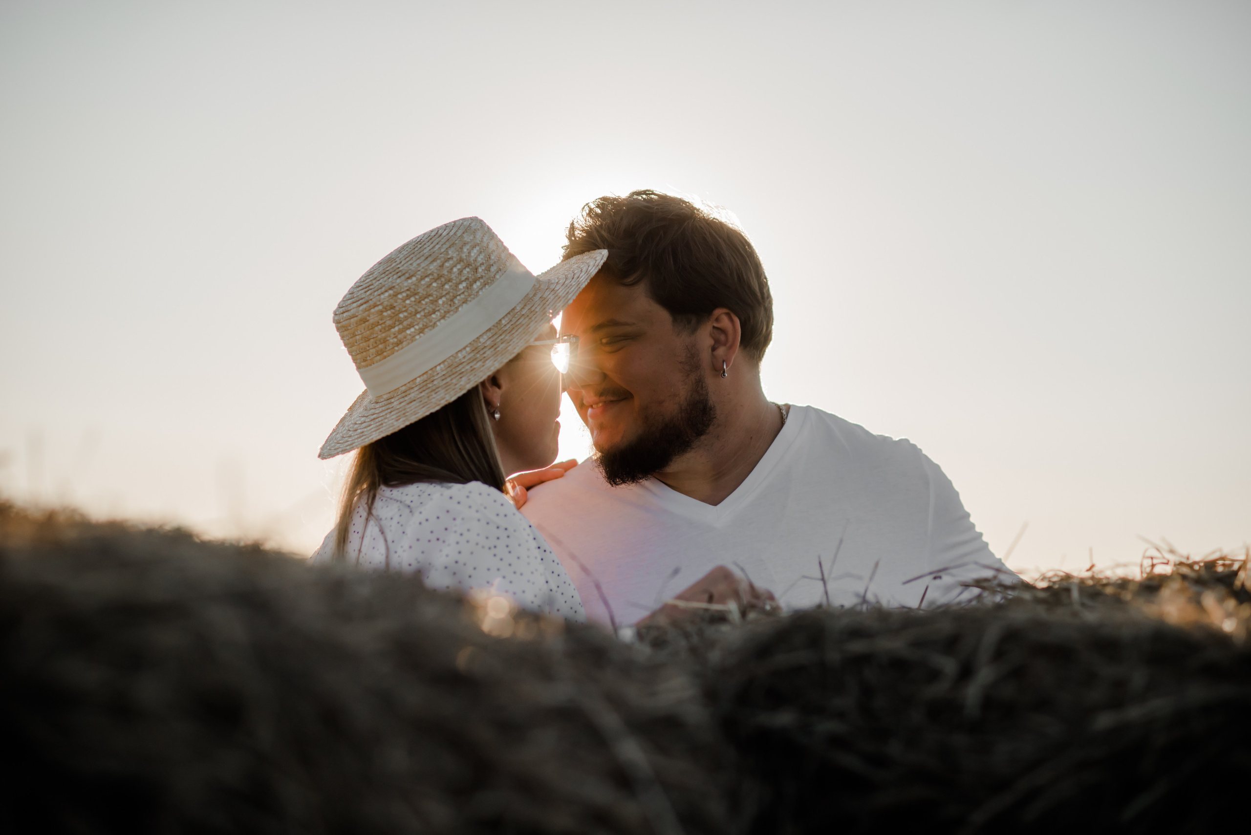 Семья в поле. Свадебный и семейный фотограф Евгения Кононова