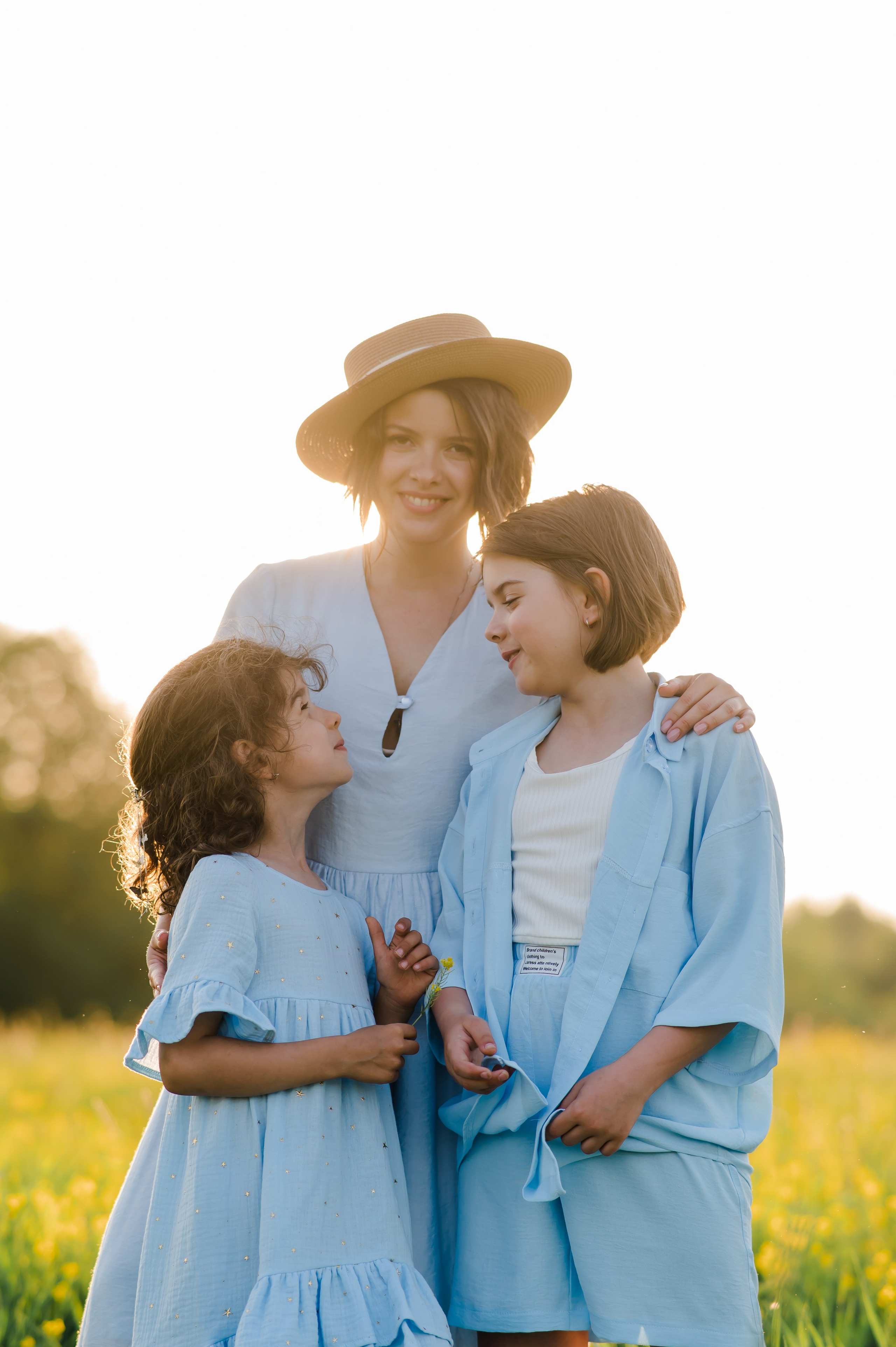 Анна, Дарья и Мария. Рапс. Свадебный и семейный фотограф Евгения Кононова