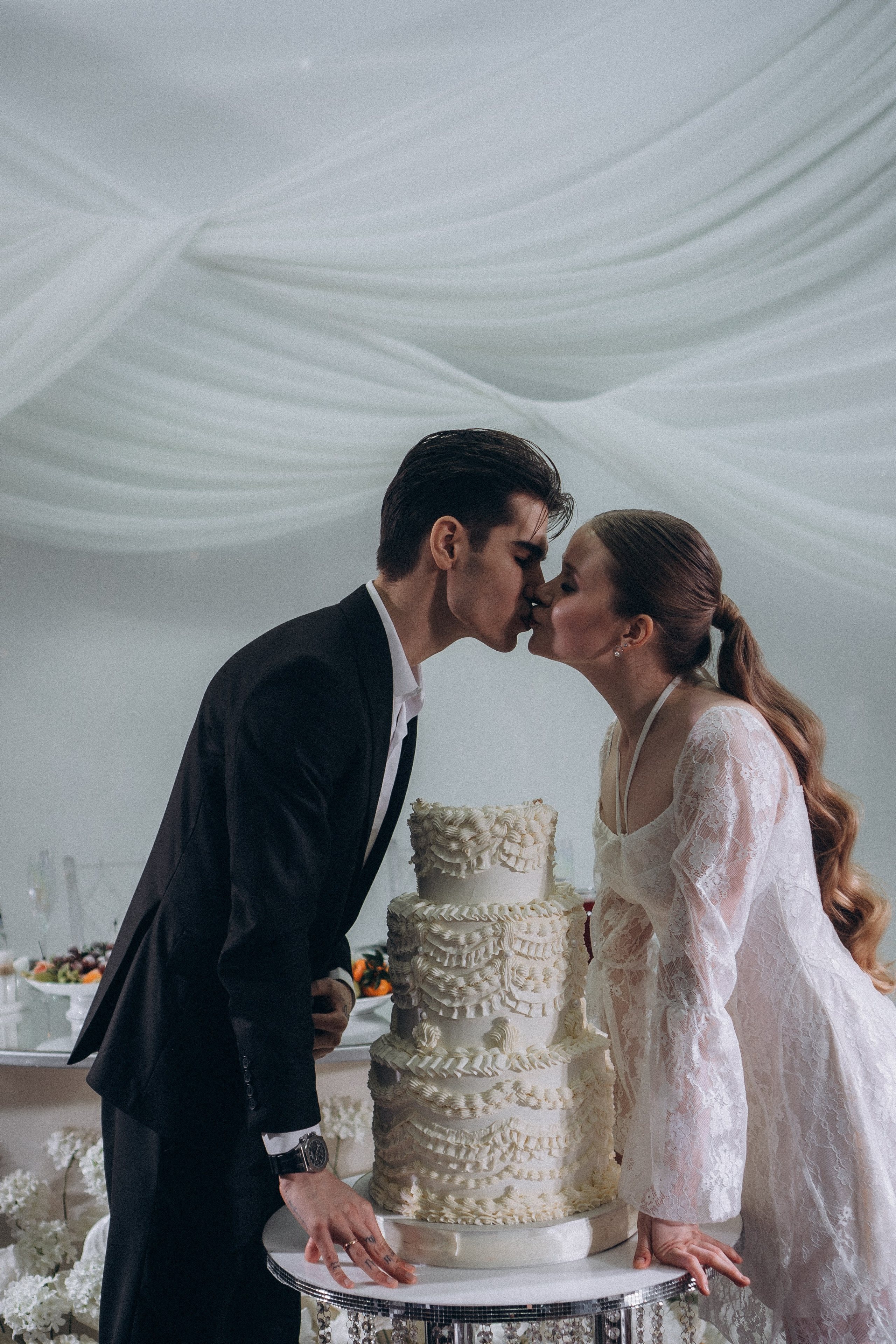 СВАДЕБНЫЙ ТОРТ. ФОТОСЕСИИЯ БАНКЕТА (СНЯТО В СИБИРЕ В НИЖНЕВАРТОВСКЕ). Профессиональный фотограф, Санкт-Петербург — Виктория Богомолова