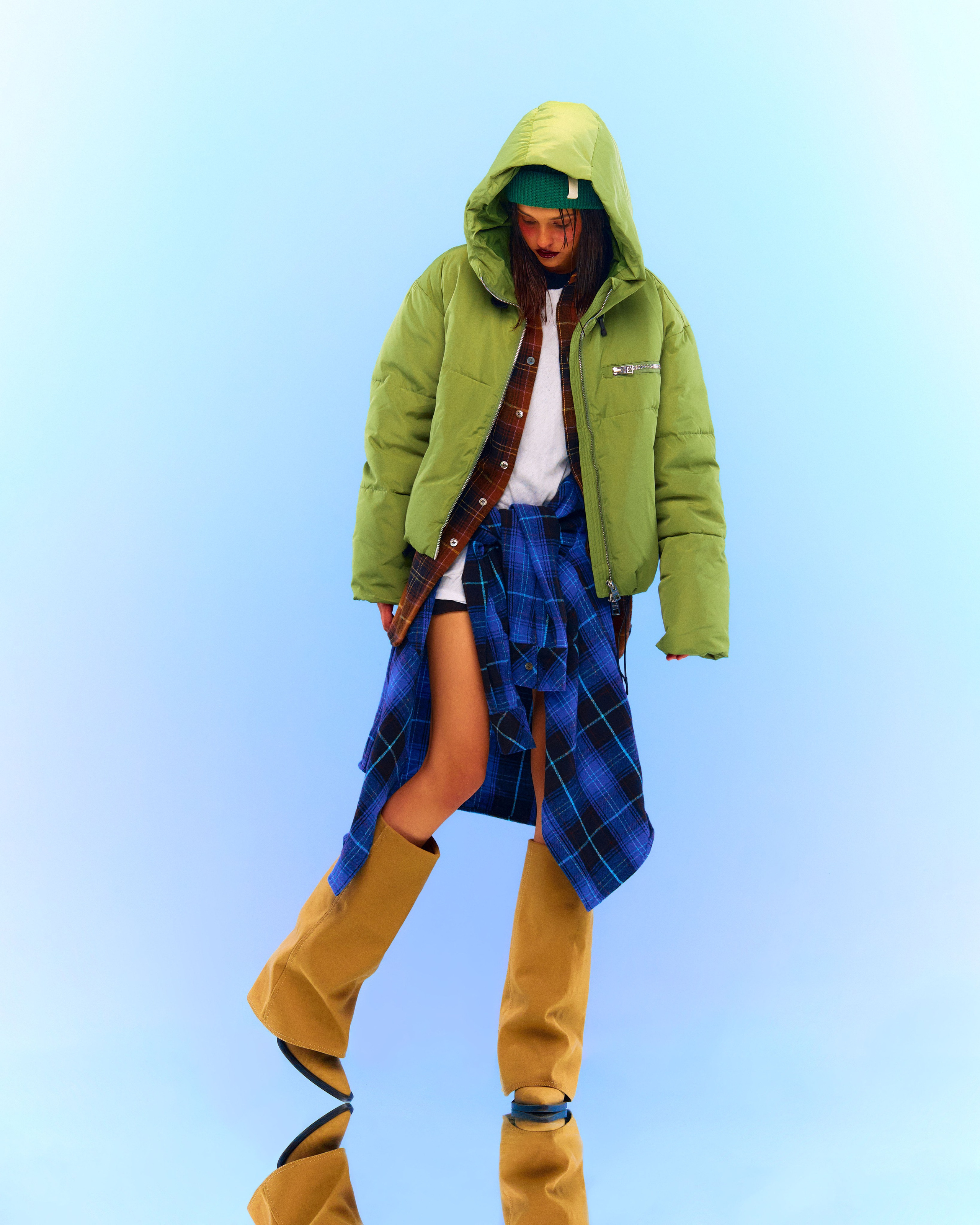 Matrona. Святослав Лебедев | Рекламный фотограф — Коммерческая съемка, Арт-дирекшн, AI-интеграция