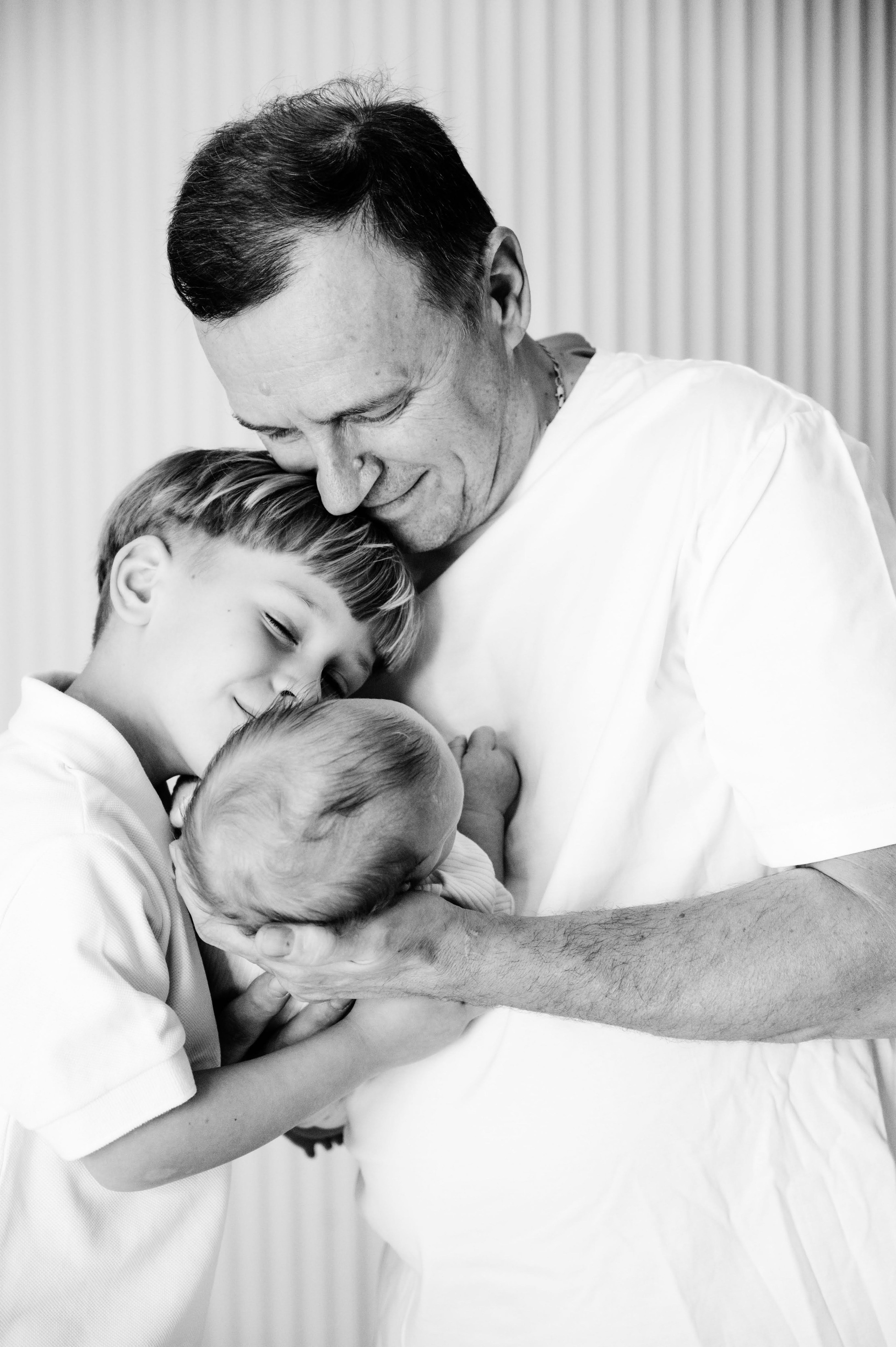 Елена. Профессиональный фотограф беременности в СПБ. Стильные фотосессии беременности в стиле минимализм и классическая фотография