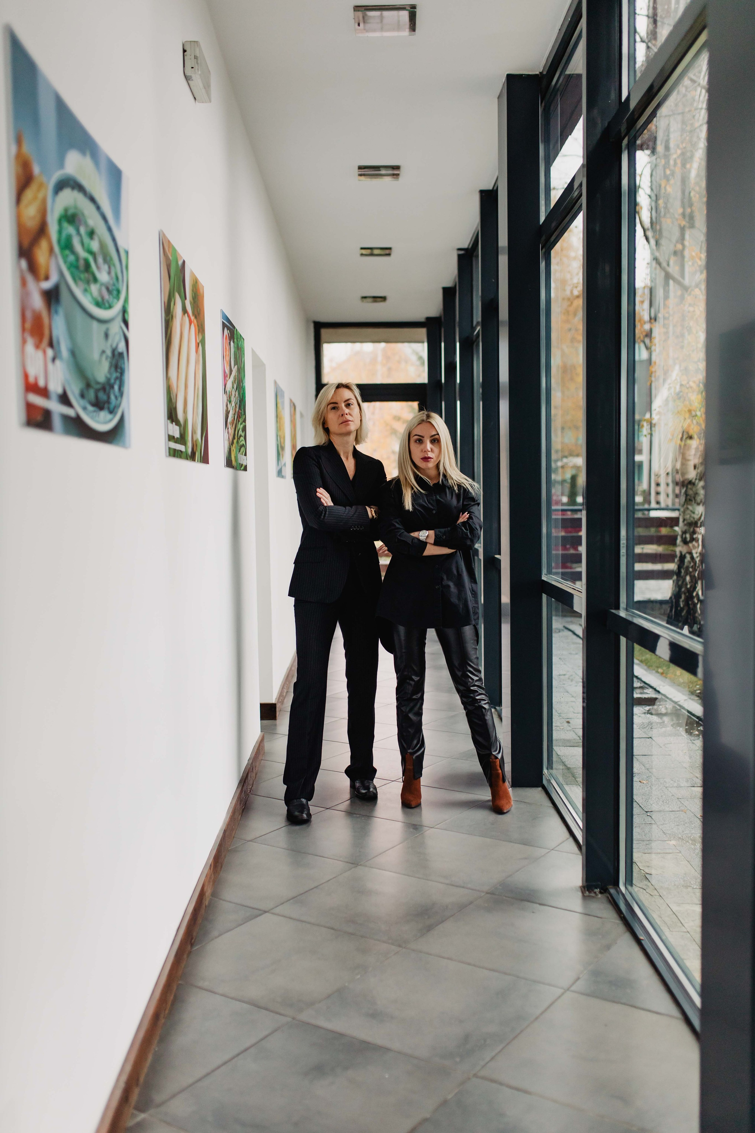 Kate and Helena. Лариса Богомолова. Фотограф. Видеограф. Болгария