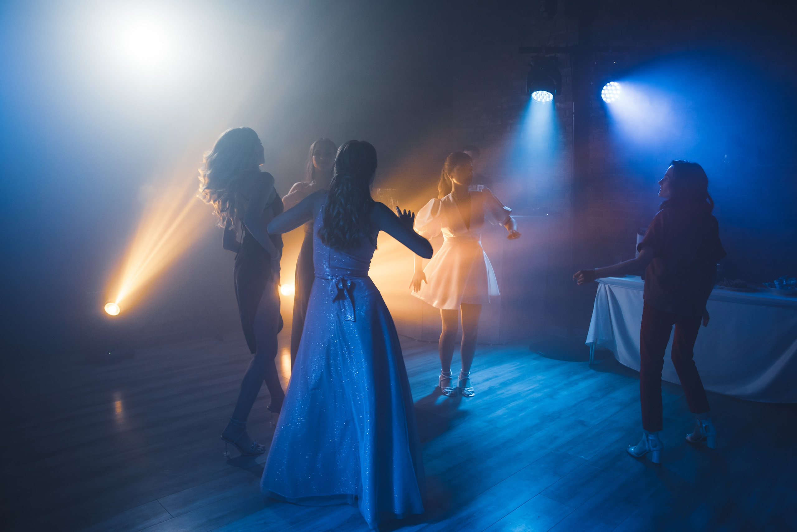 Выпускные/линейки. Свадебный и travel фотограф в Волгограде, Сочи, Домбае, Европе