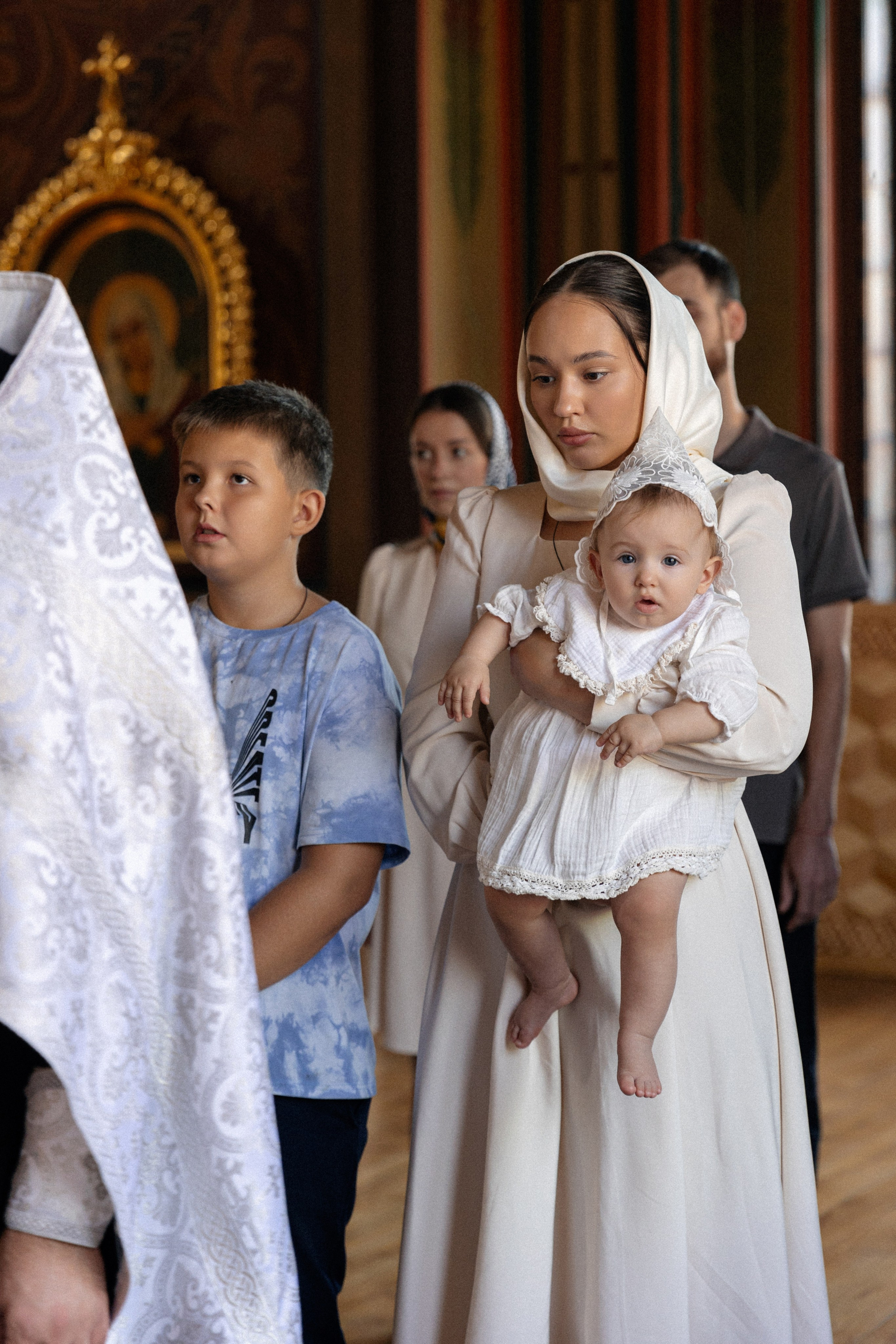 Крещение в Свято-Троицком соборе. Свадебный фотограф и видеограф Краснодар, Ростов, Сочи, Новороссийск