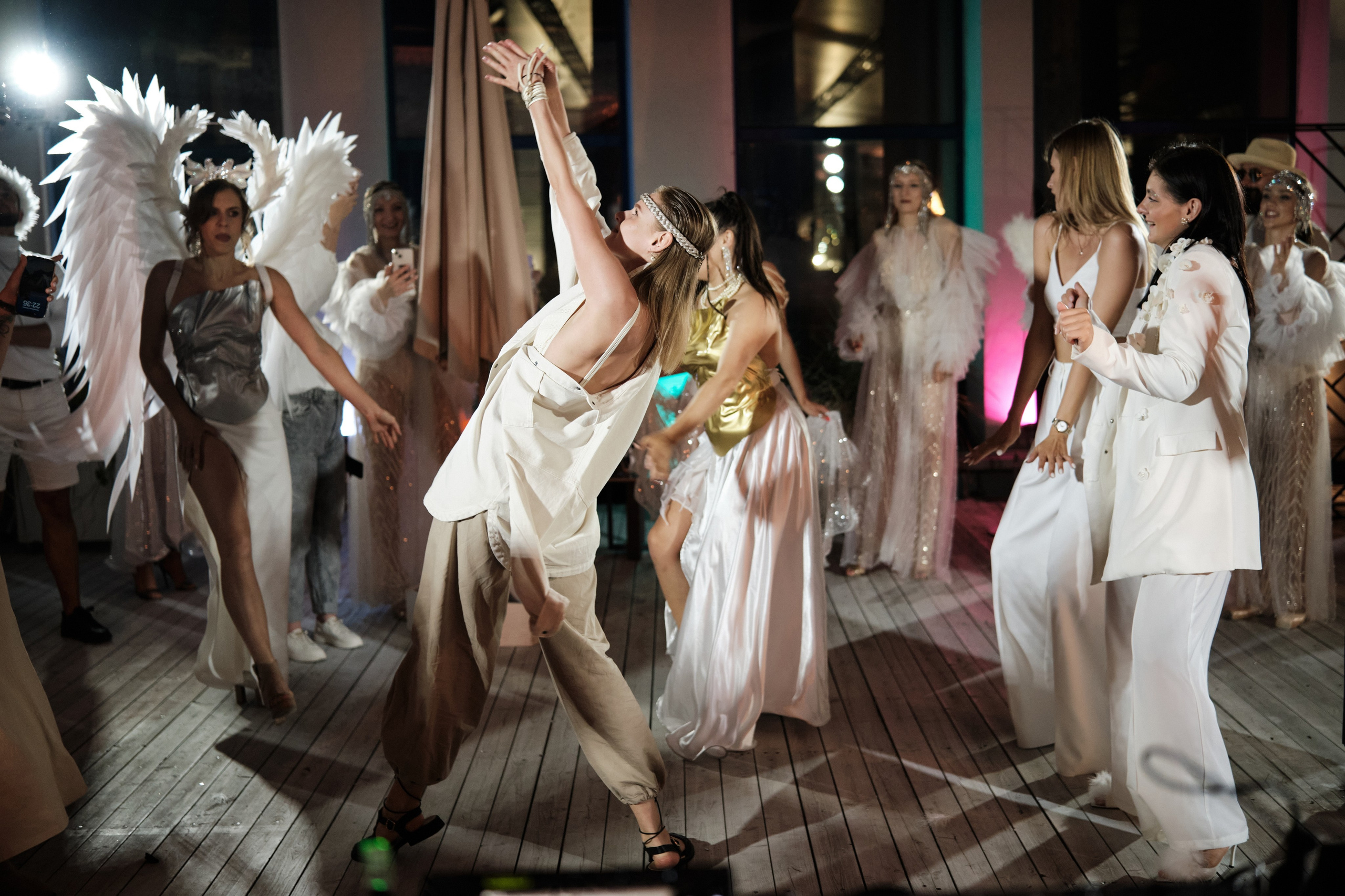 Burning Man на террасе White Point. Репортажный фотограф Дмитрий Литвинский. Минск, Беларусь, мир