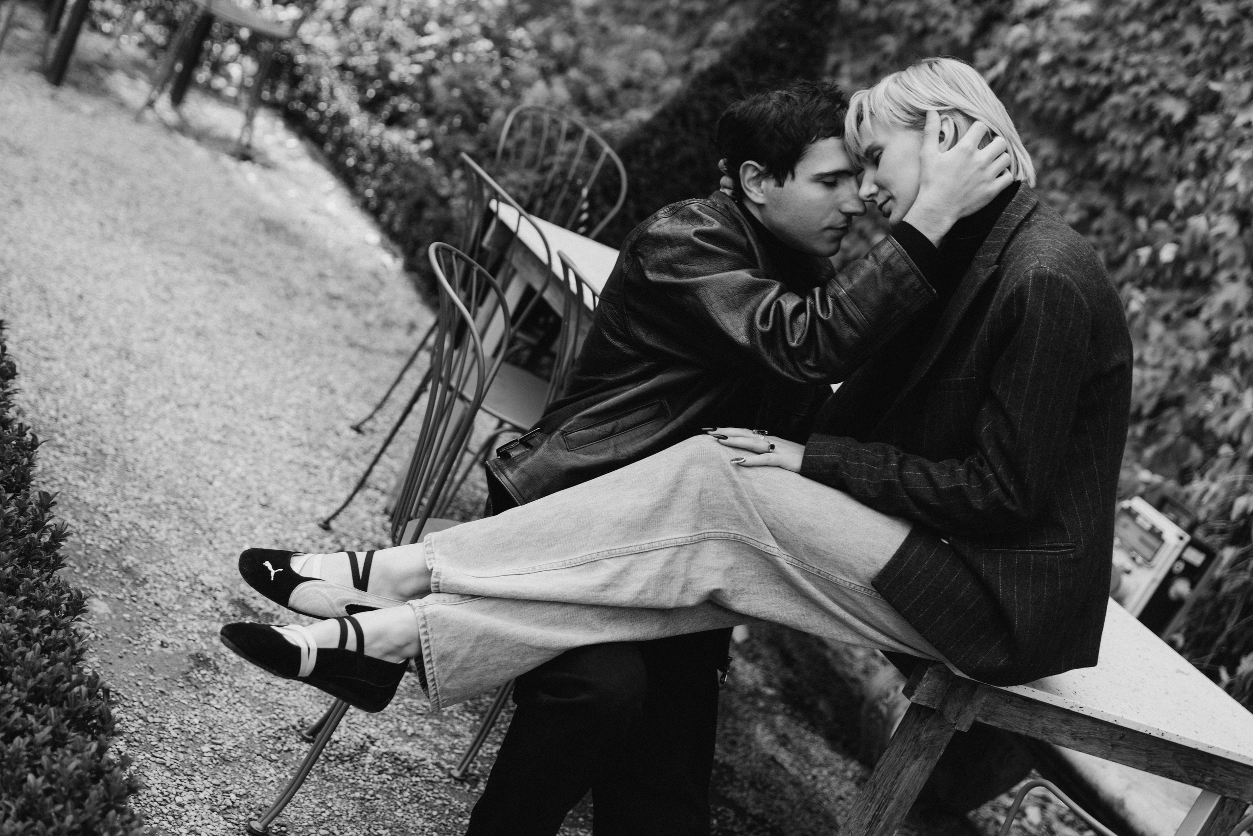 First love is something that lasts forever. Photographer in Paris