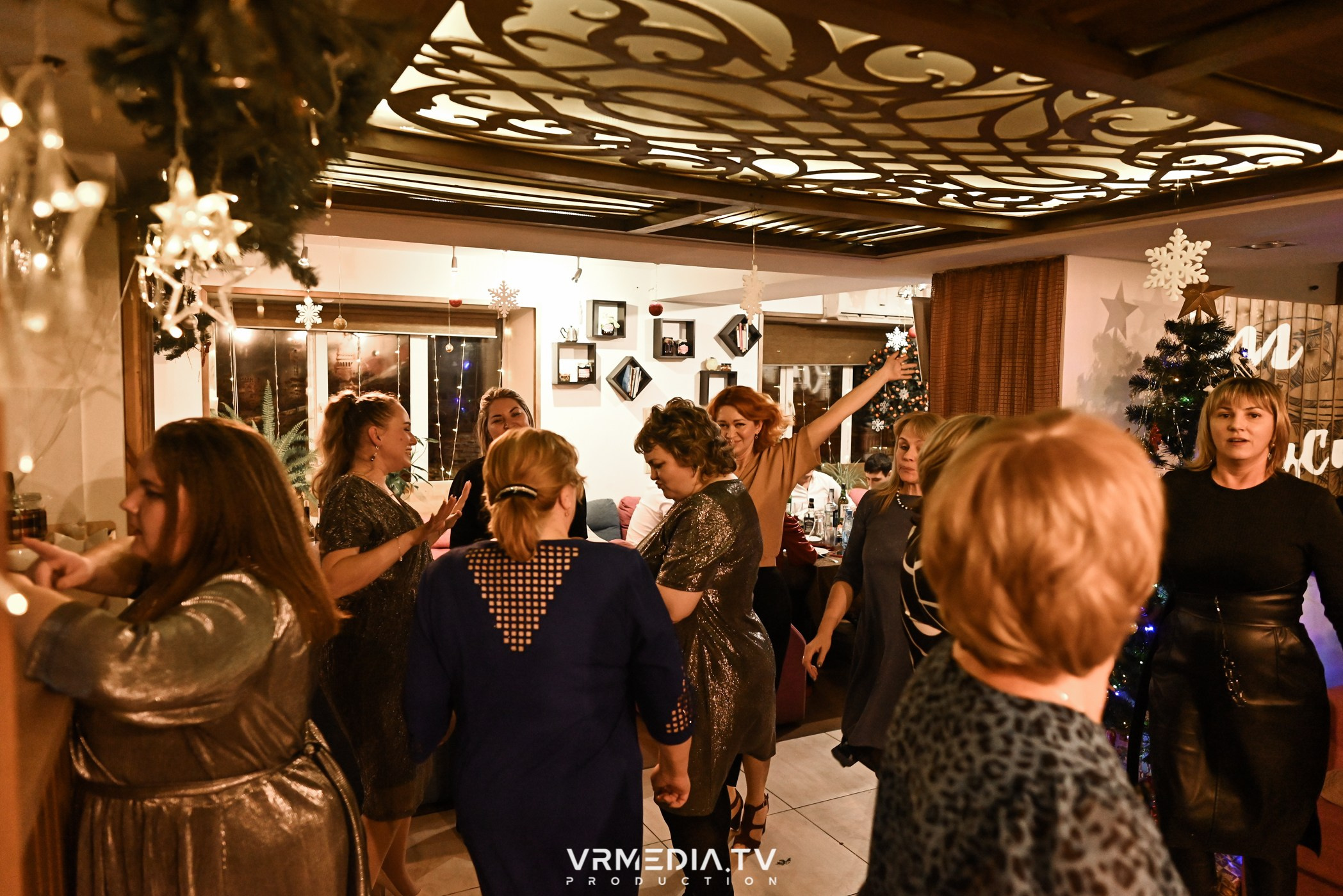 Новогодний вечер в кафе «кАмпот»