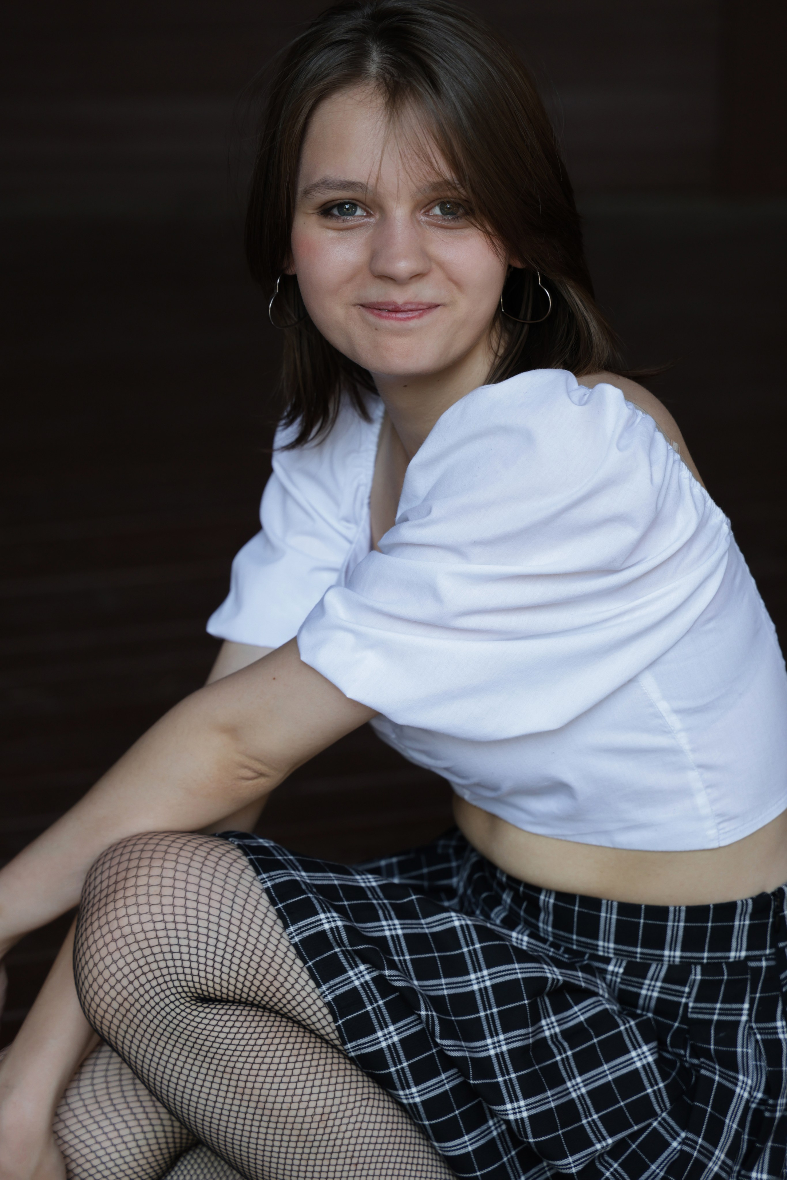 Hot chocolate in paper glass. Portrait photographer based in Toronto — Blinova Mariia