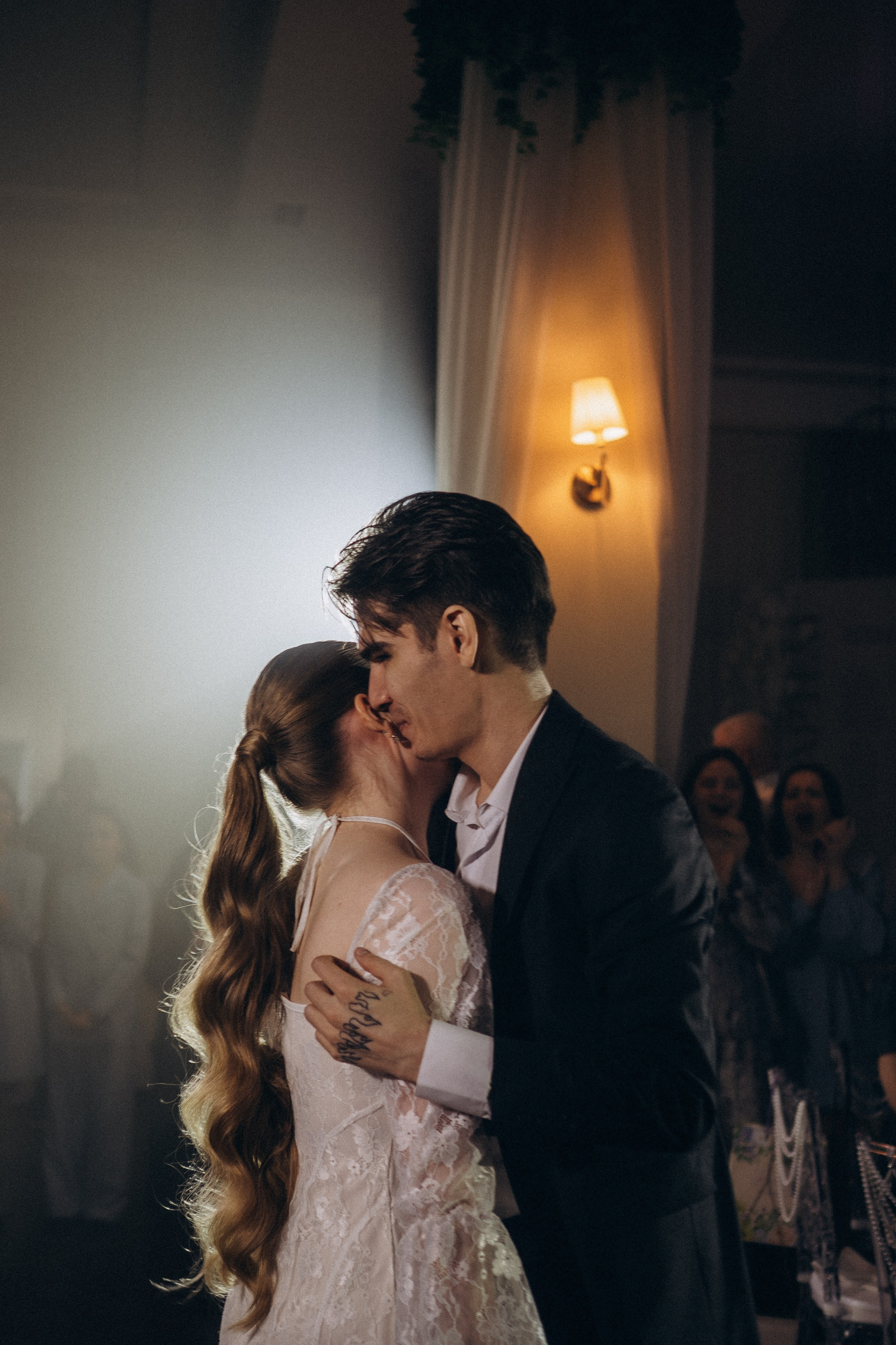 СЬЕМКА СВАДЕБНОГО БАНКЕТА (СНЯТО В СИБИРЕ В НИЖНЕВАРТОВСКЕ). Профессиональный фотограф, Санкт-Петербург — Виктория Богомолова