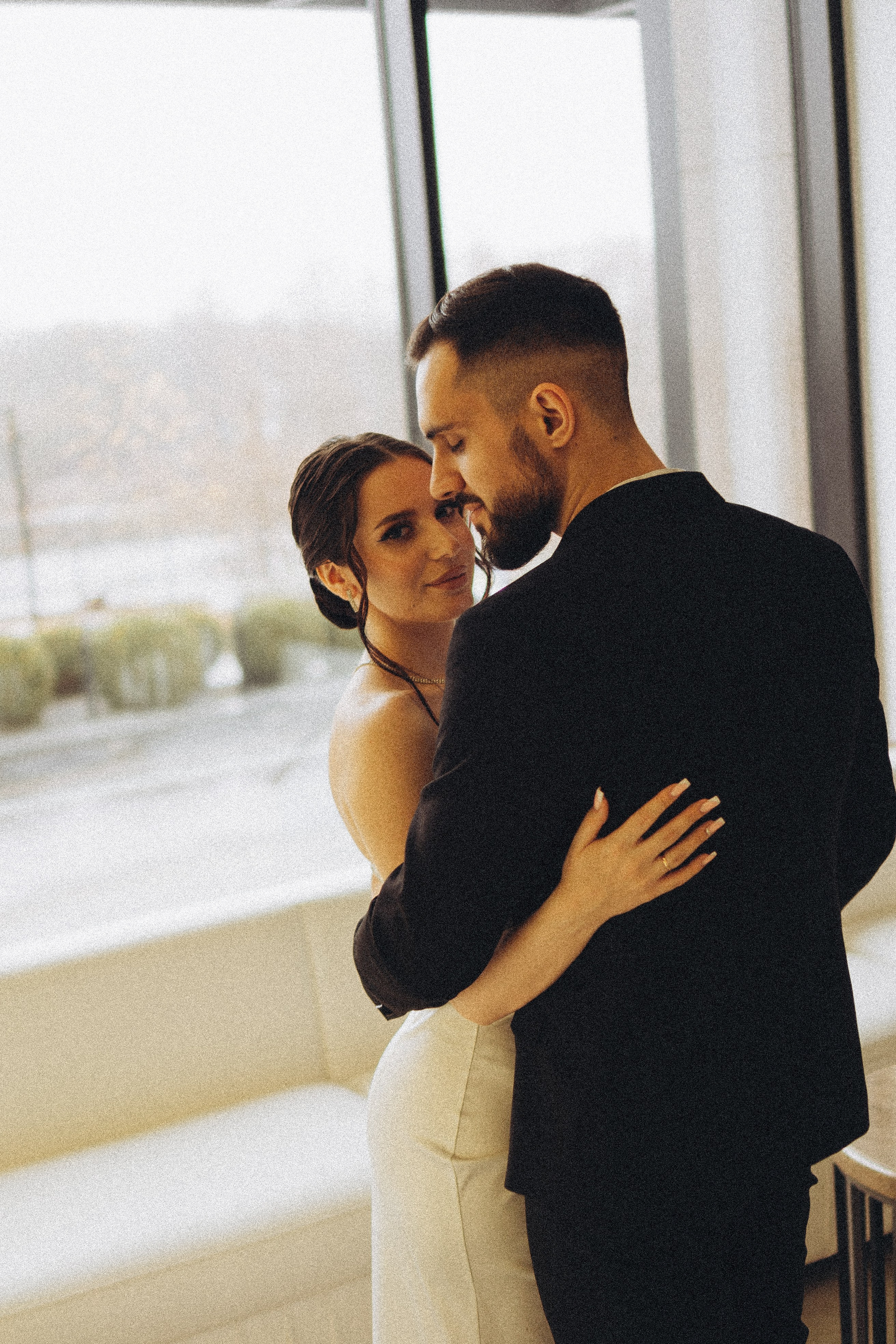 СВАДЕБНАЯ СЬЕМКА СБОРОВ ЖЕНИХА И НЕВЕСТЫ В ОТЕЛЕ И ТАКЖЕ ФОТОСЕССИИЯ В ОТЕЛЕЕ МЕГАПОЛИС БРЯНСК. Профессиональный фотограф, Санкт-Петербург — Виктория Богомолова