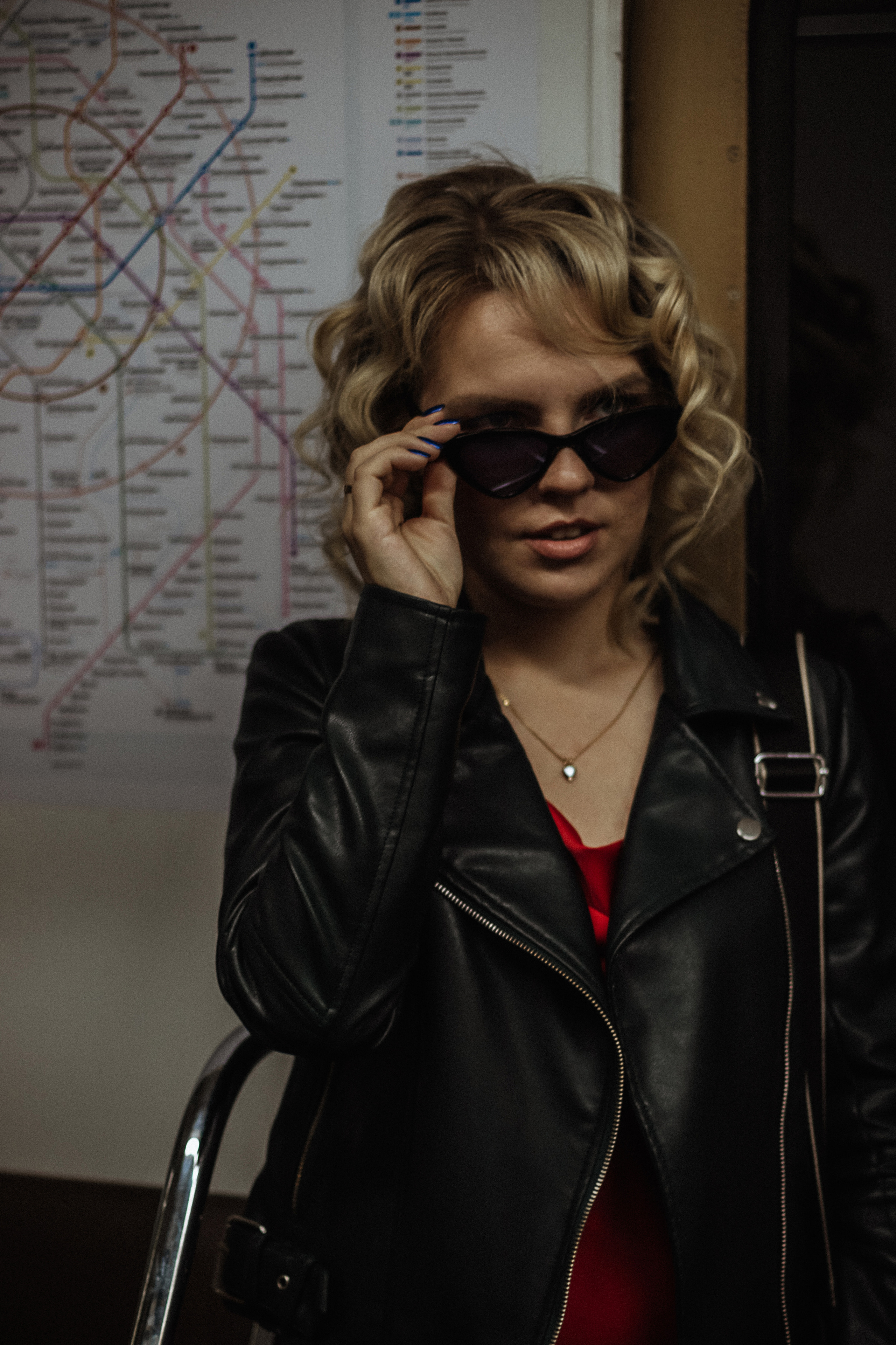 Частные клиентские съемки Москва Петербург. Бьюти- и портретный фотограф в Москве Полли Максимова. Создаю съёмки и делаю ретушь для брендов косметики и рекламы