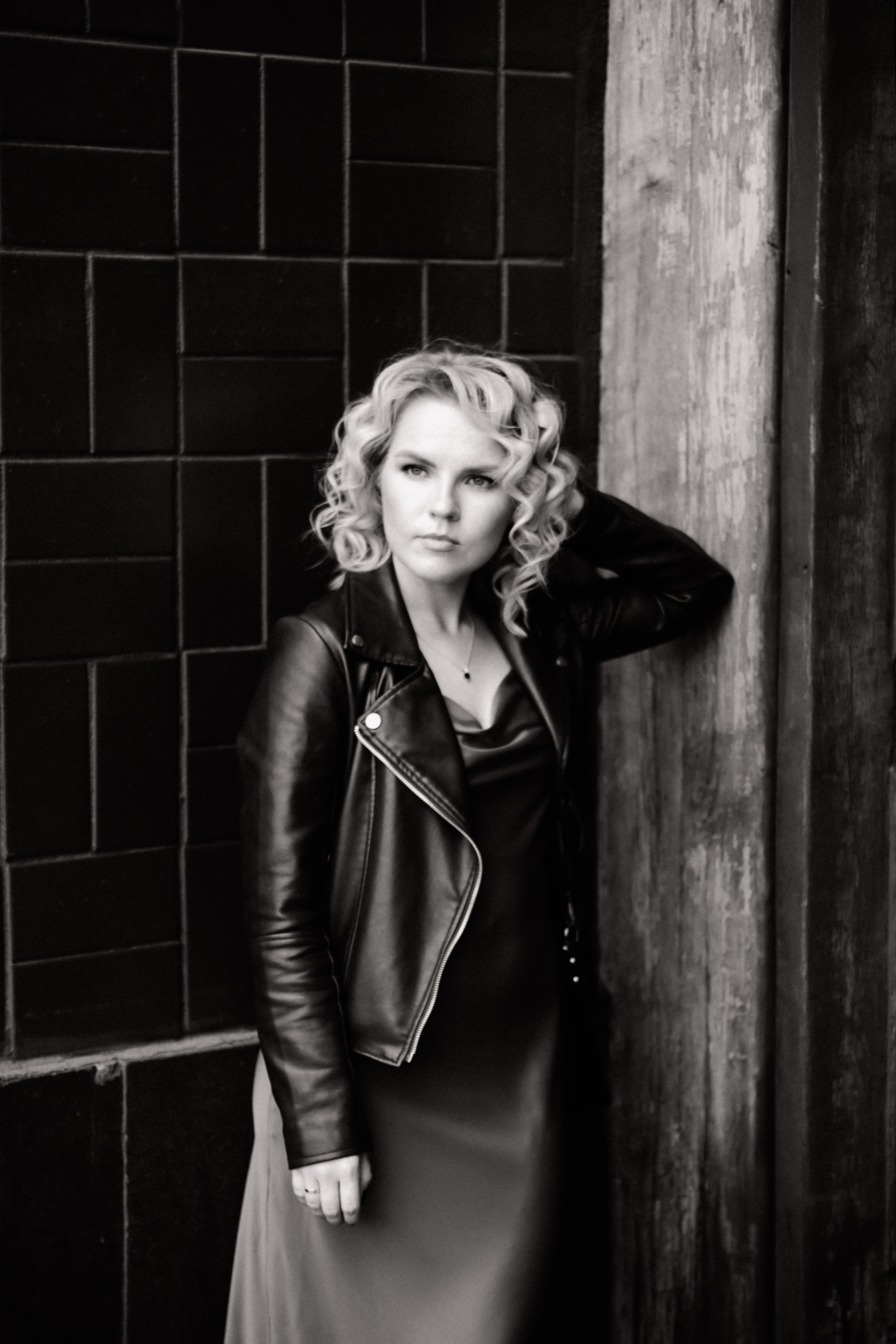 Частные клиентские съемки Москва Петербург. Бьюти- и портретный фотограф в Москве Полли Максимова. Создаю съёмки и делаю ретушь для брендов косметики и рекламы