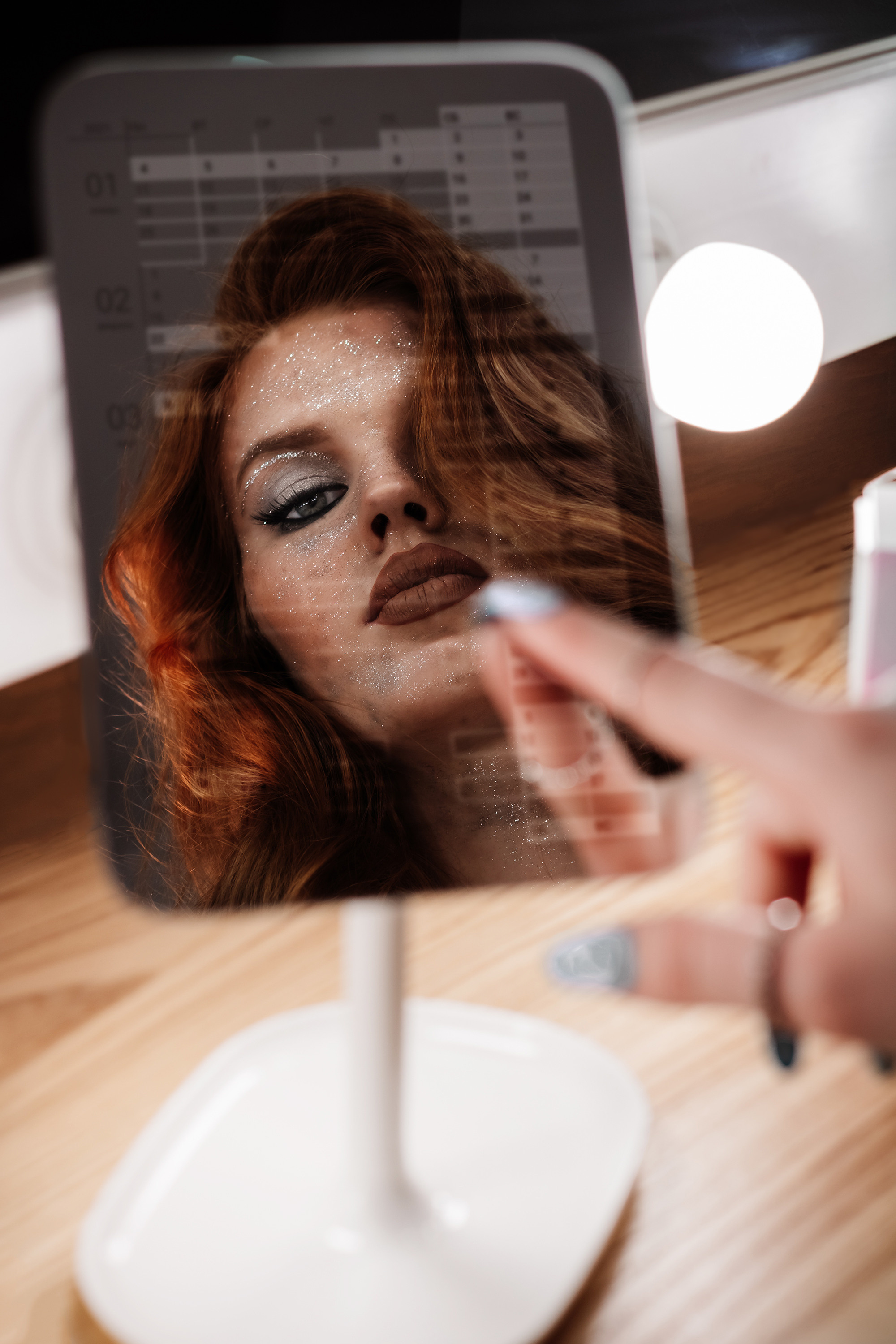 Бьюти тематическая съемка Москва Петербург Челябинск. Бьюти- и портретный фотограф в Москве Полли Максимова. Создаю съёмки и делаю ретушь для брендов косметики и рекламы