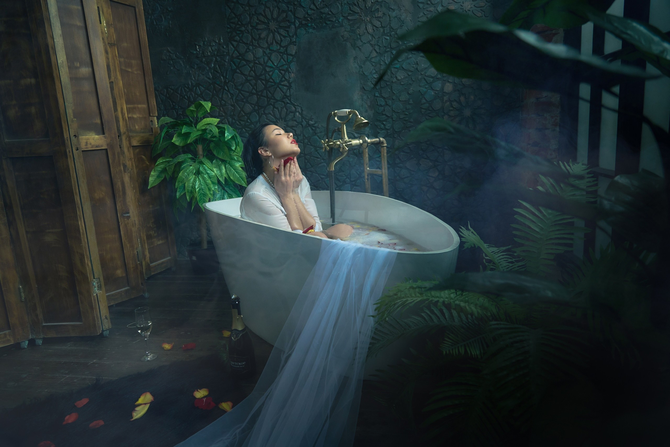 Фотосессия в ванной. Владимир Суздалов (ProMaXe) — Портретный фотограф, тематические фотосессии в Чебоксарах