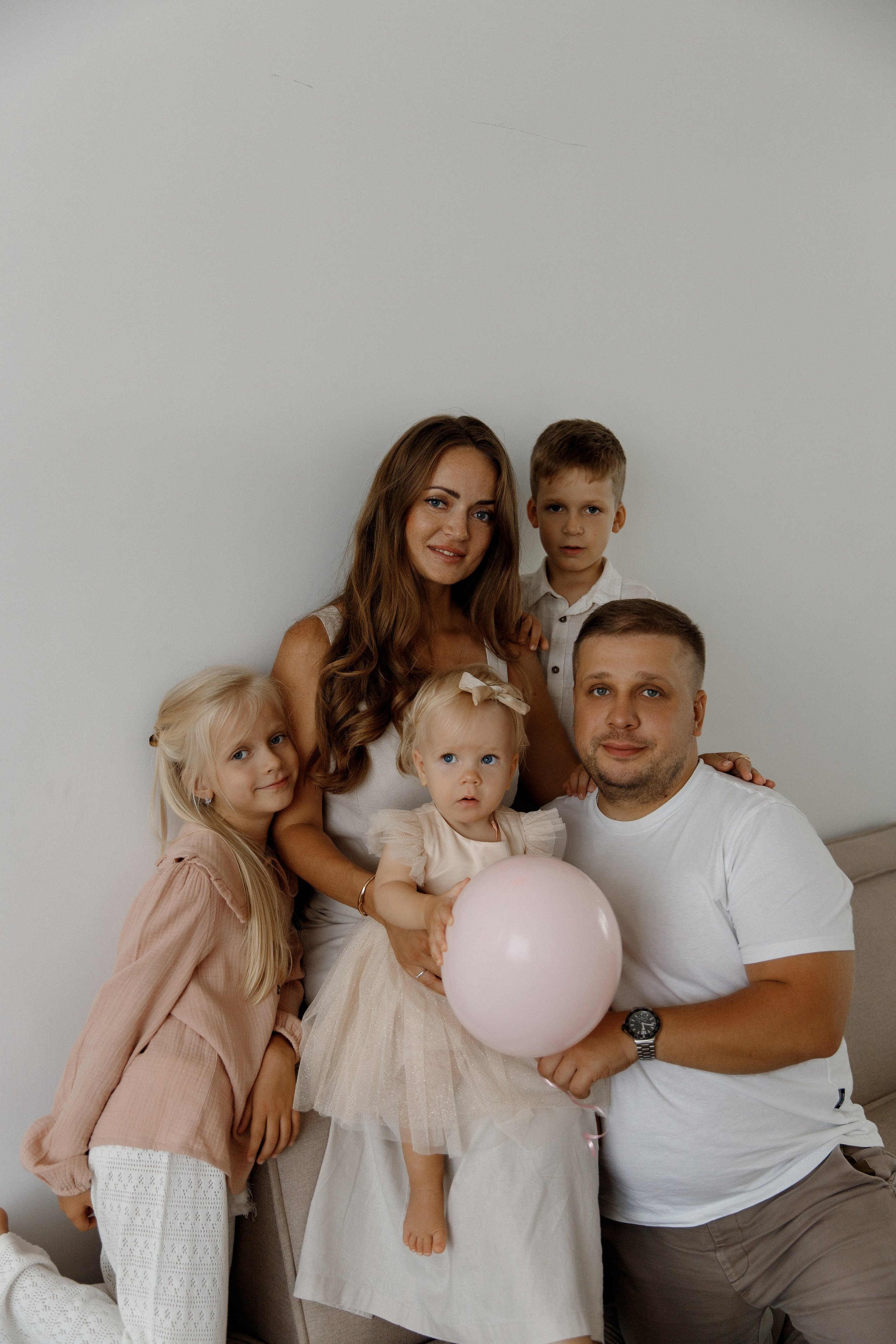 Семейная фотосессия Варшавское шоссе 33,13 -. Фотограф Александра Сыщенко