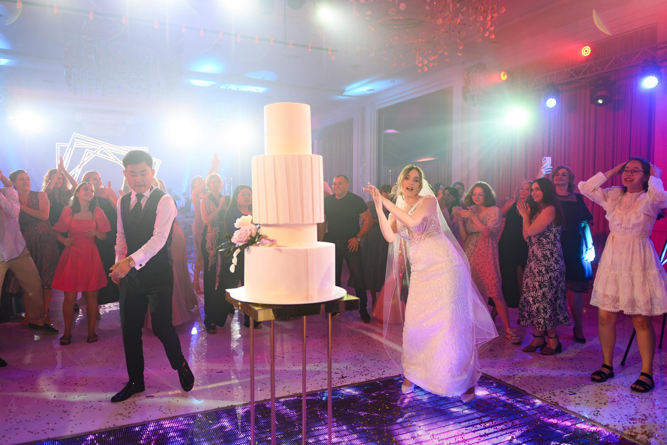 K & M. Главная