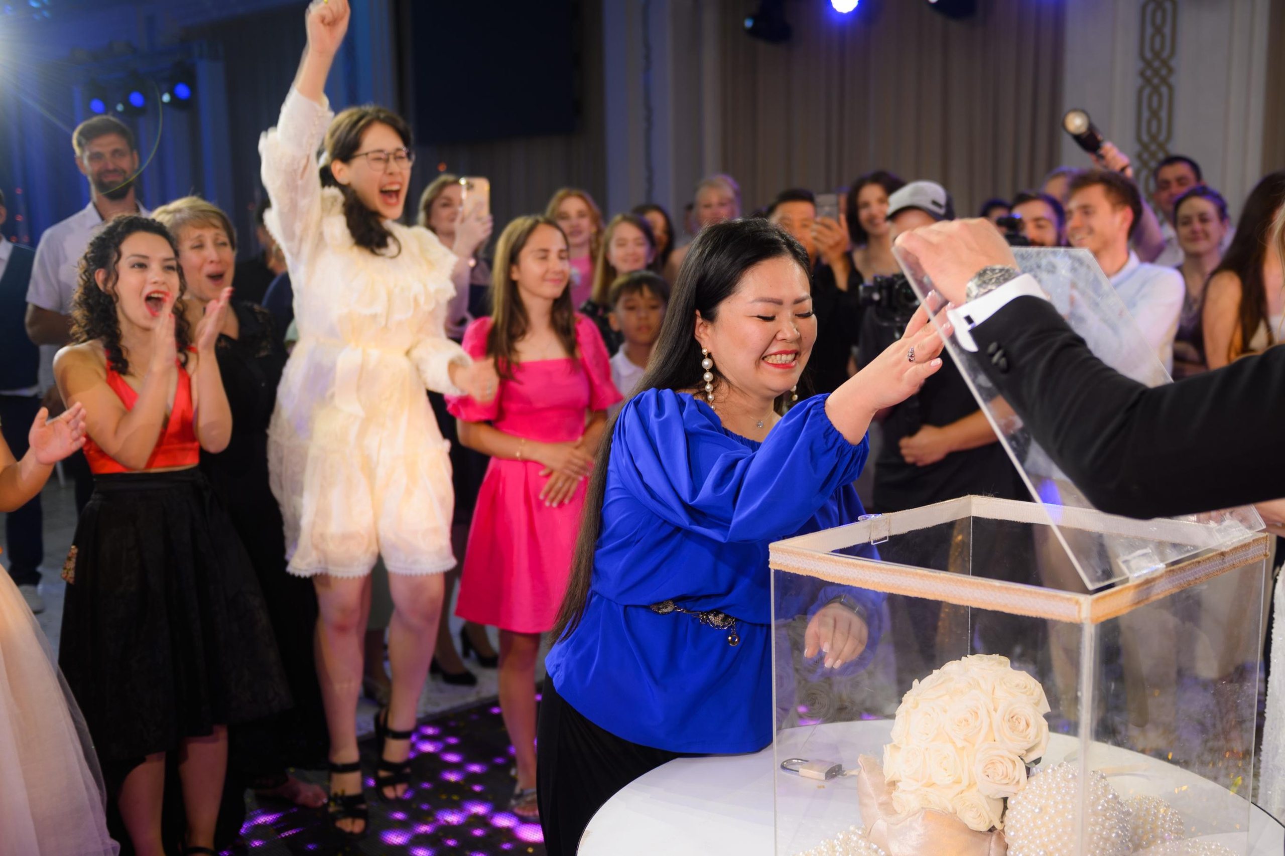 K & M. Главная