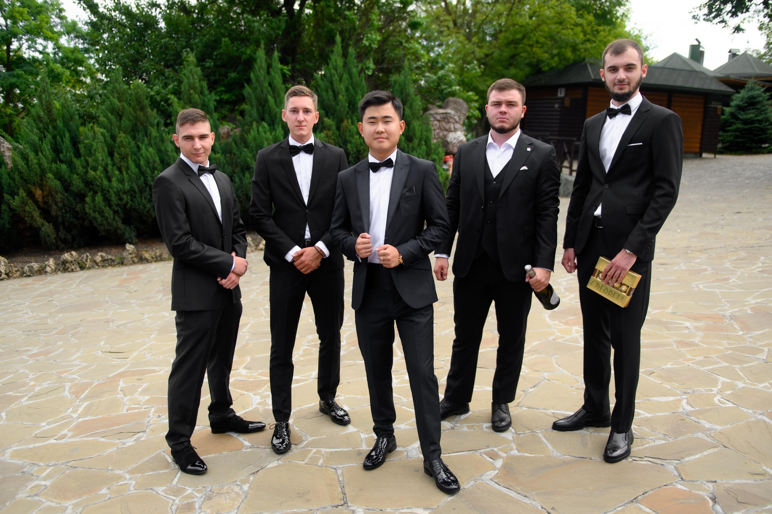 K & M. Главная