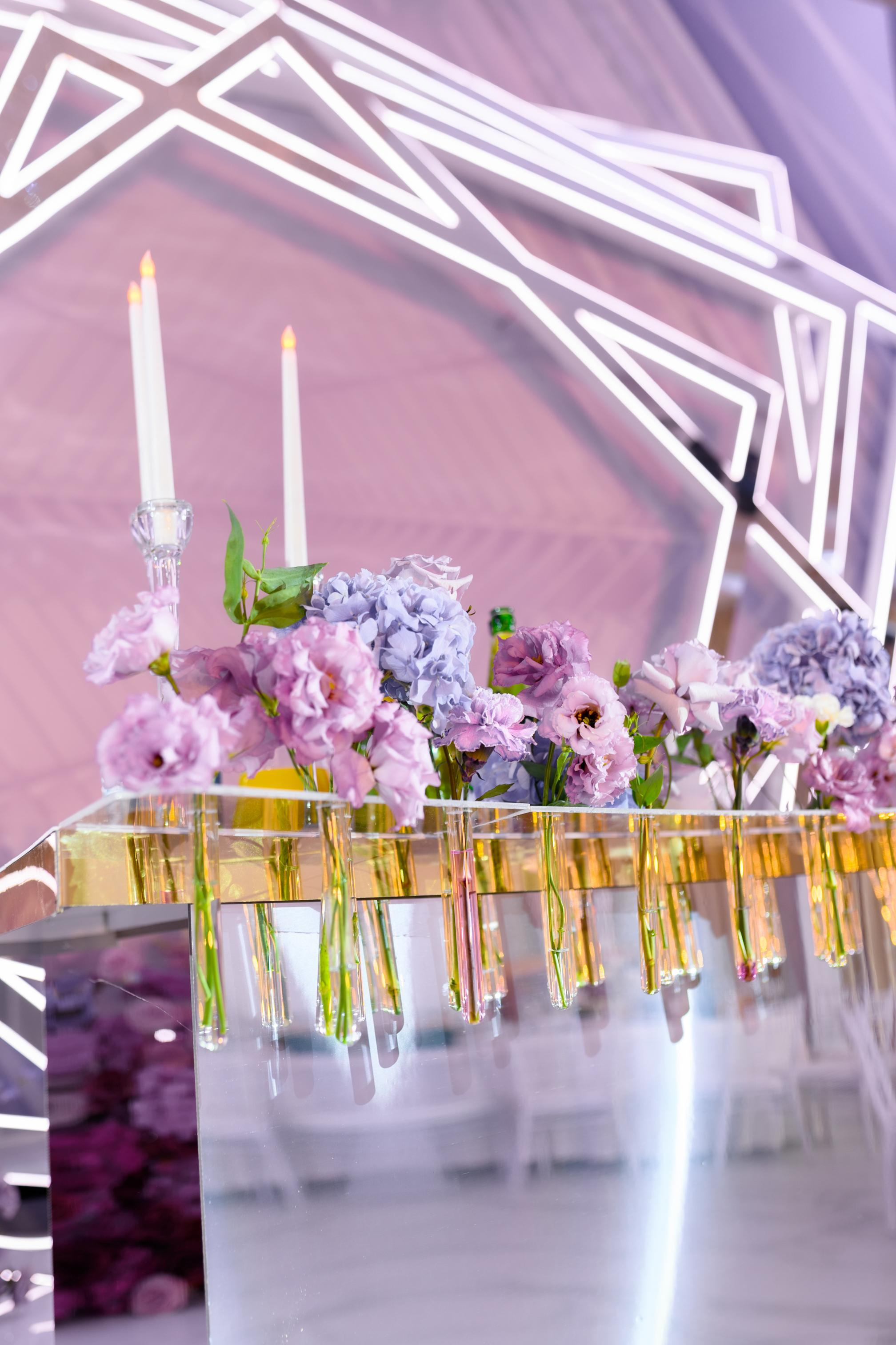 K & M. Главная