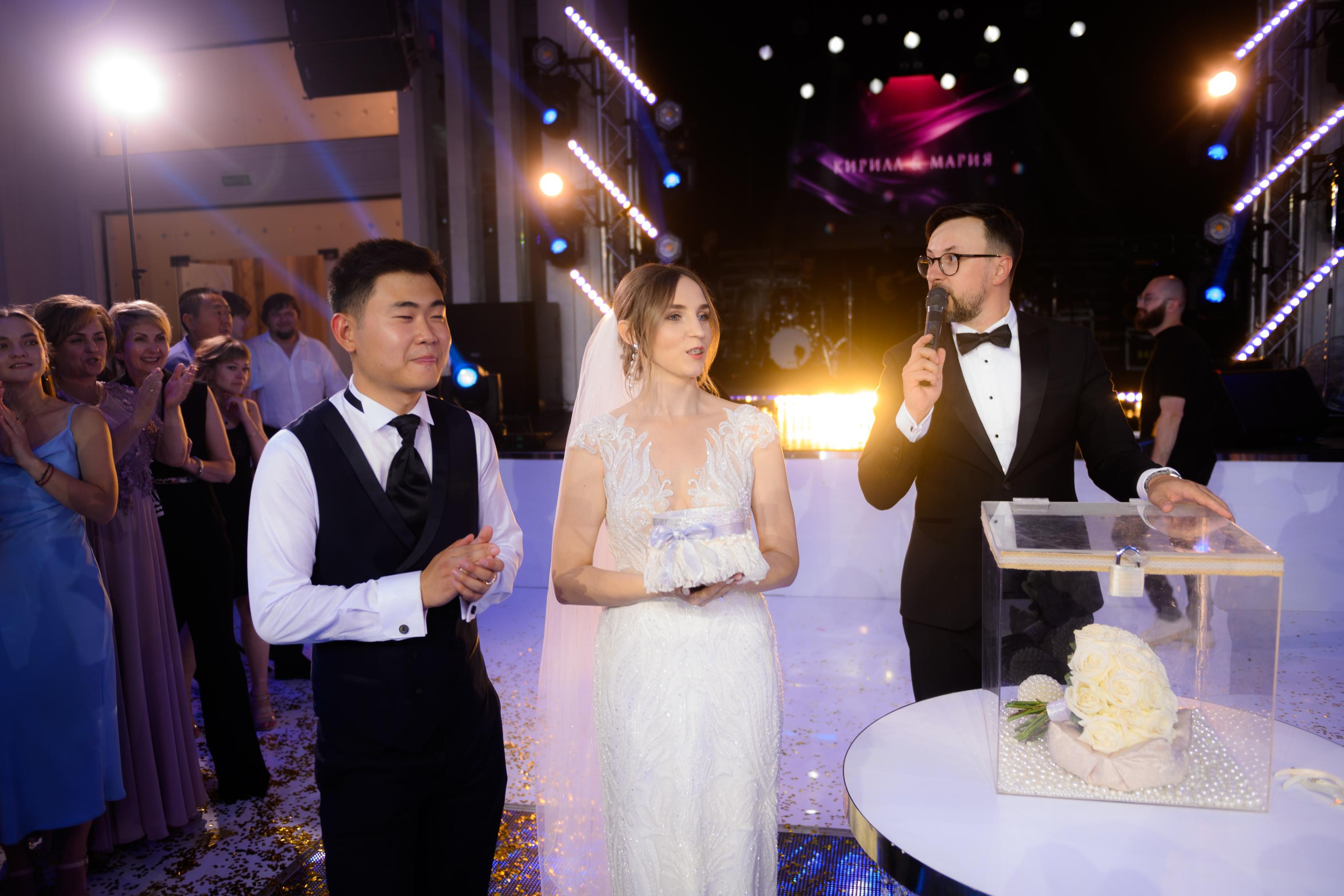 K & M. Главная