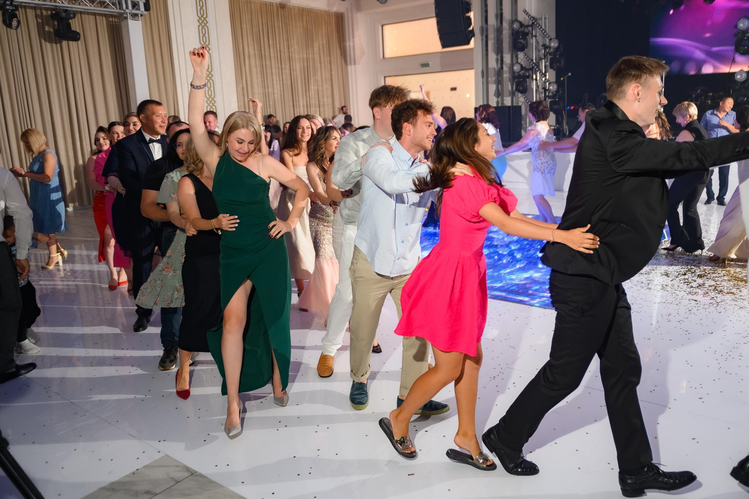 K & M. Главная