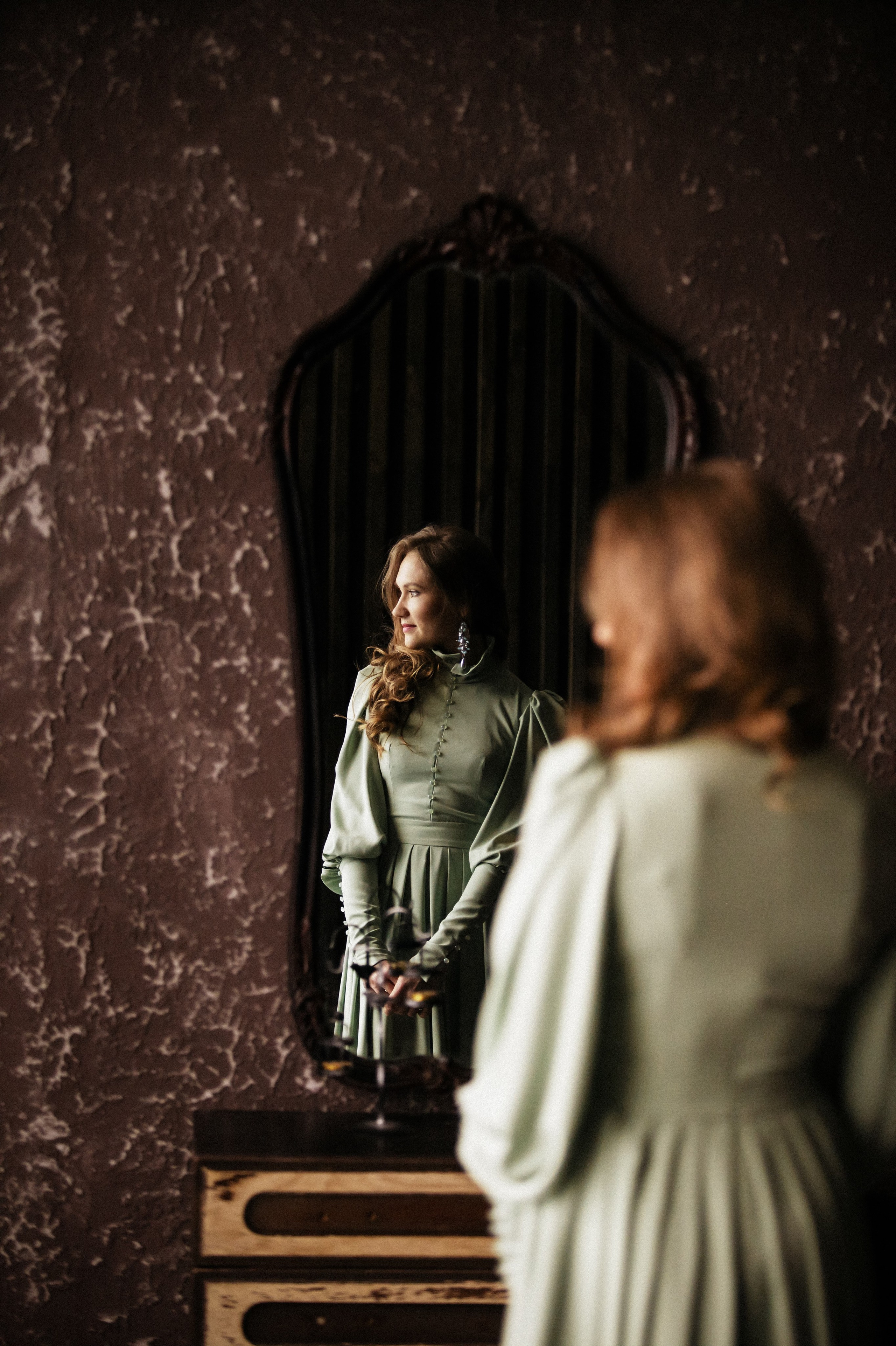 Съемка для двух сестер в студии. Фотографы в Москве Светлана Устинова и Сергей Грачев