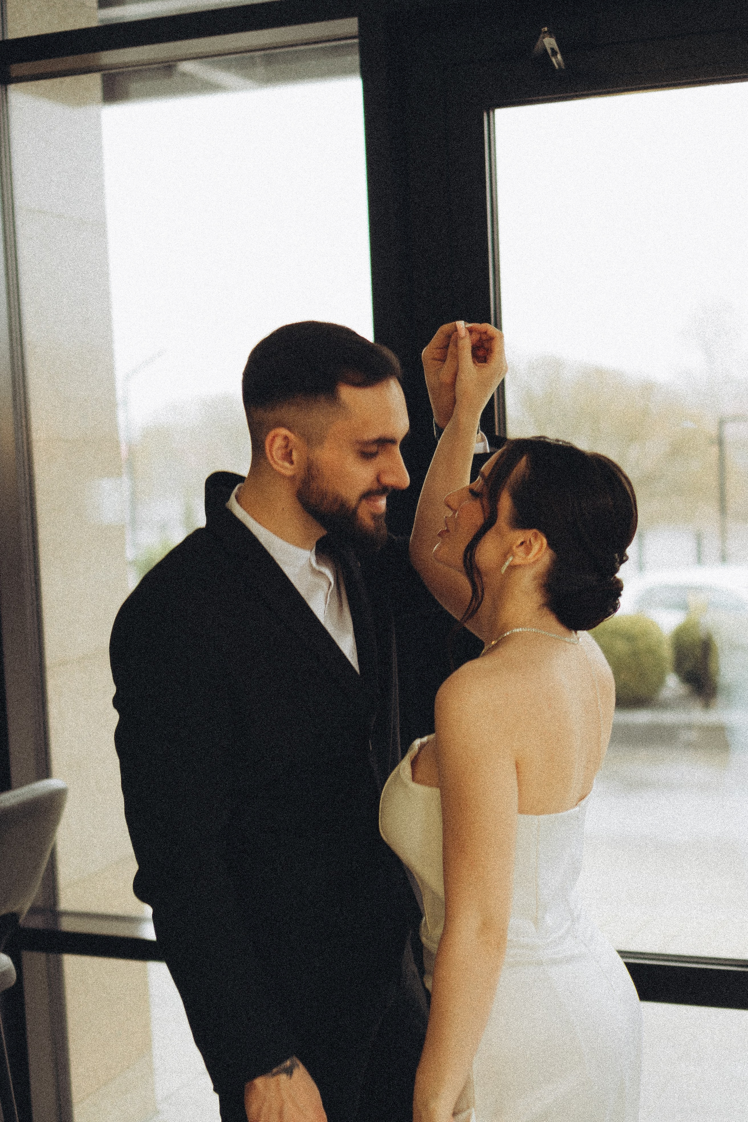 СВАДЕБНАЯ СЬЕМКА СБОРОВ ЖЕНИХА И НЕВЕСТЫ В ОТЕЛЕ И ТАКЖЕ ФОТОСЕССИИЯ В ОТЕЛЕЕ МЕГАПОЛИС БРЯНСК. Профессиональный фотограф, Санкт-Петербург — Виктория Богомолова