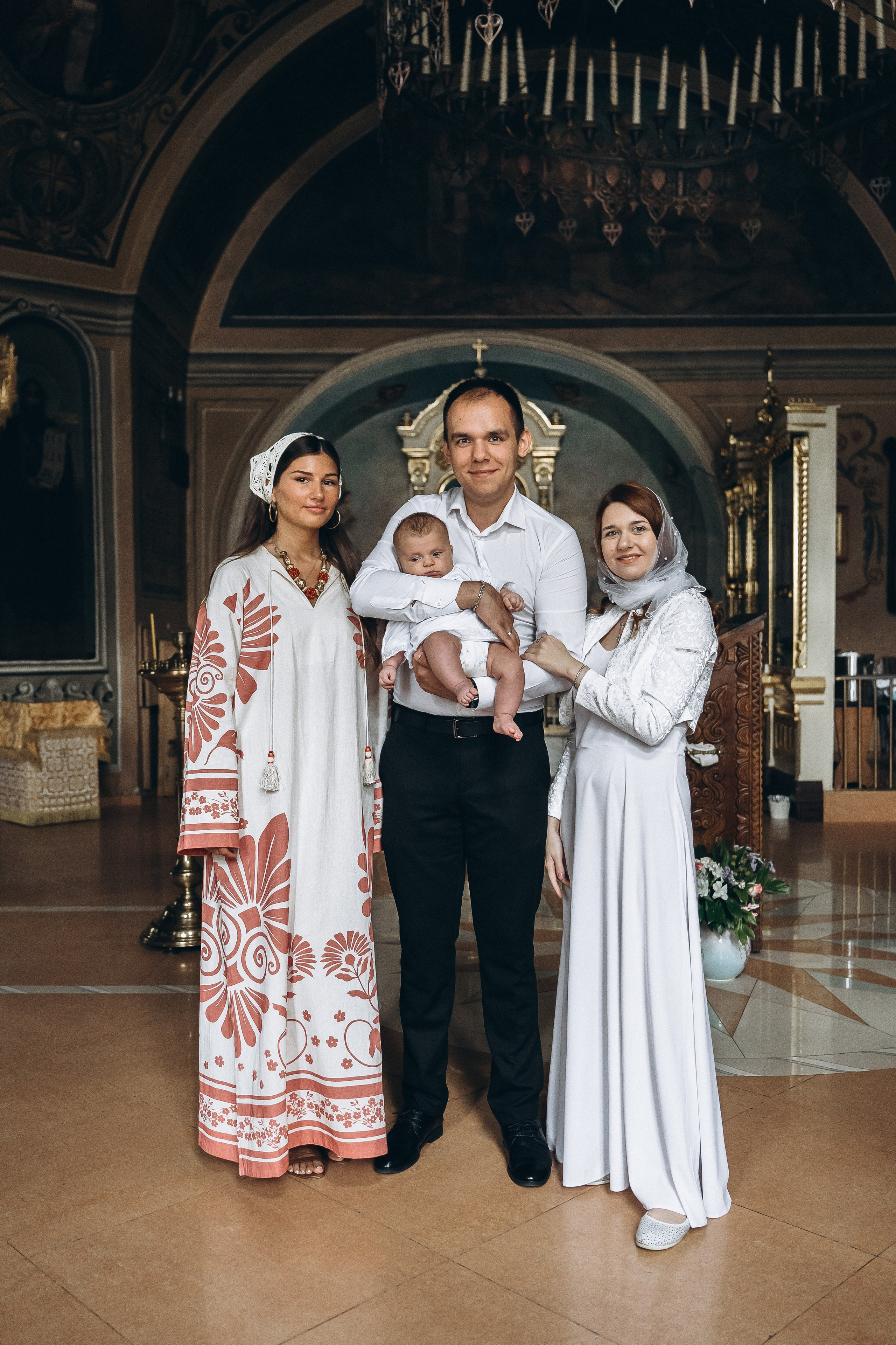 Таинство крещения Максима. Фотограф Ольга Рубцова в Москве и Московской области