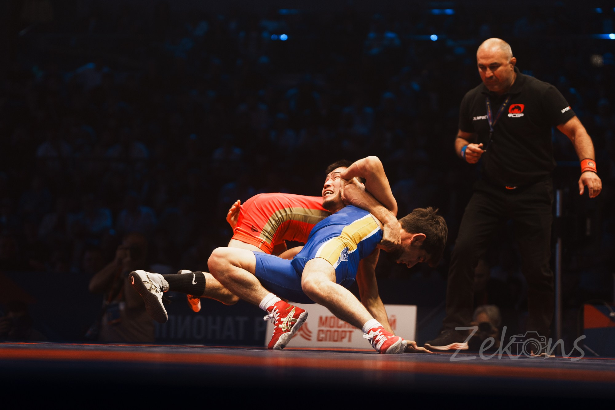 Чемпионат России по вольной борьбе 2025 (Москва). Zekons. Фото, видео, нейросети