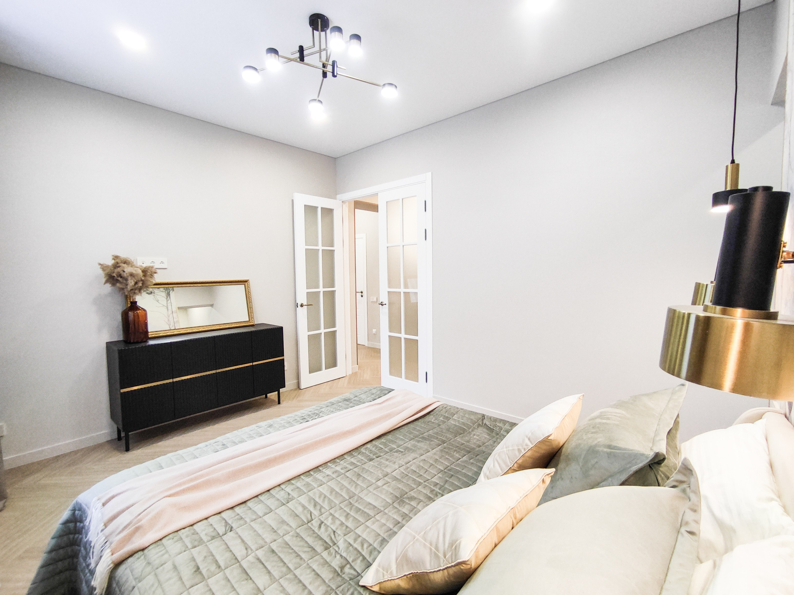 Квартира 3. Семейный фотодуэт Ирина и Николай Власьевы. Фотосессии в Новосибирске