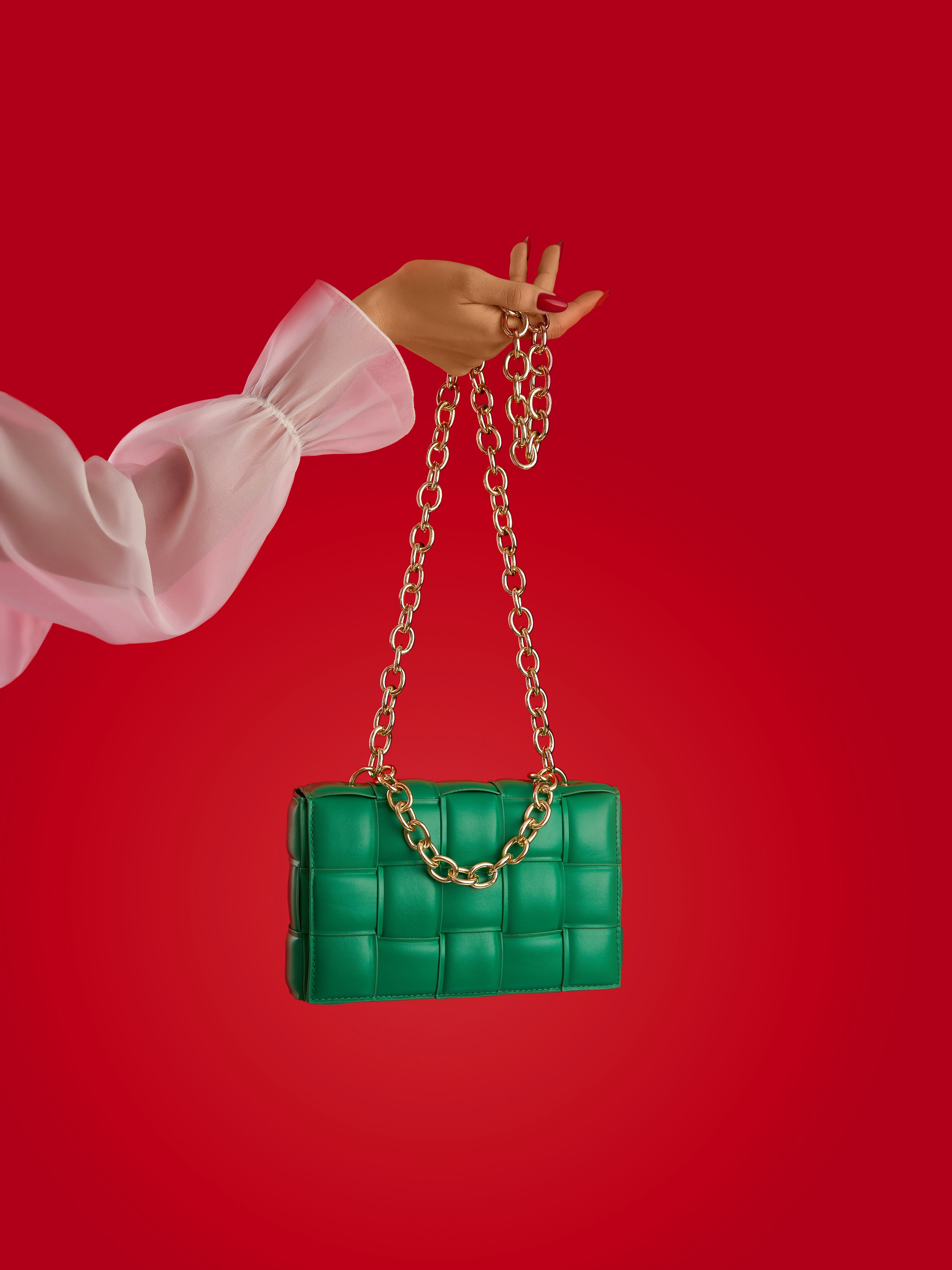 Фотосъемка сумок и обуви. Предметный фотограф и видеограф в Москве Марина Гладик