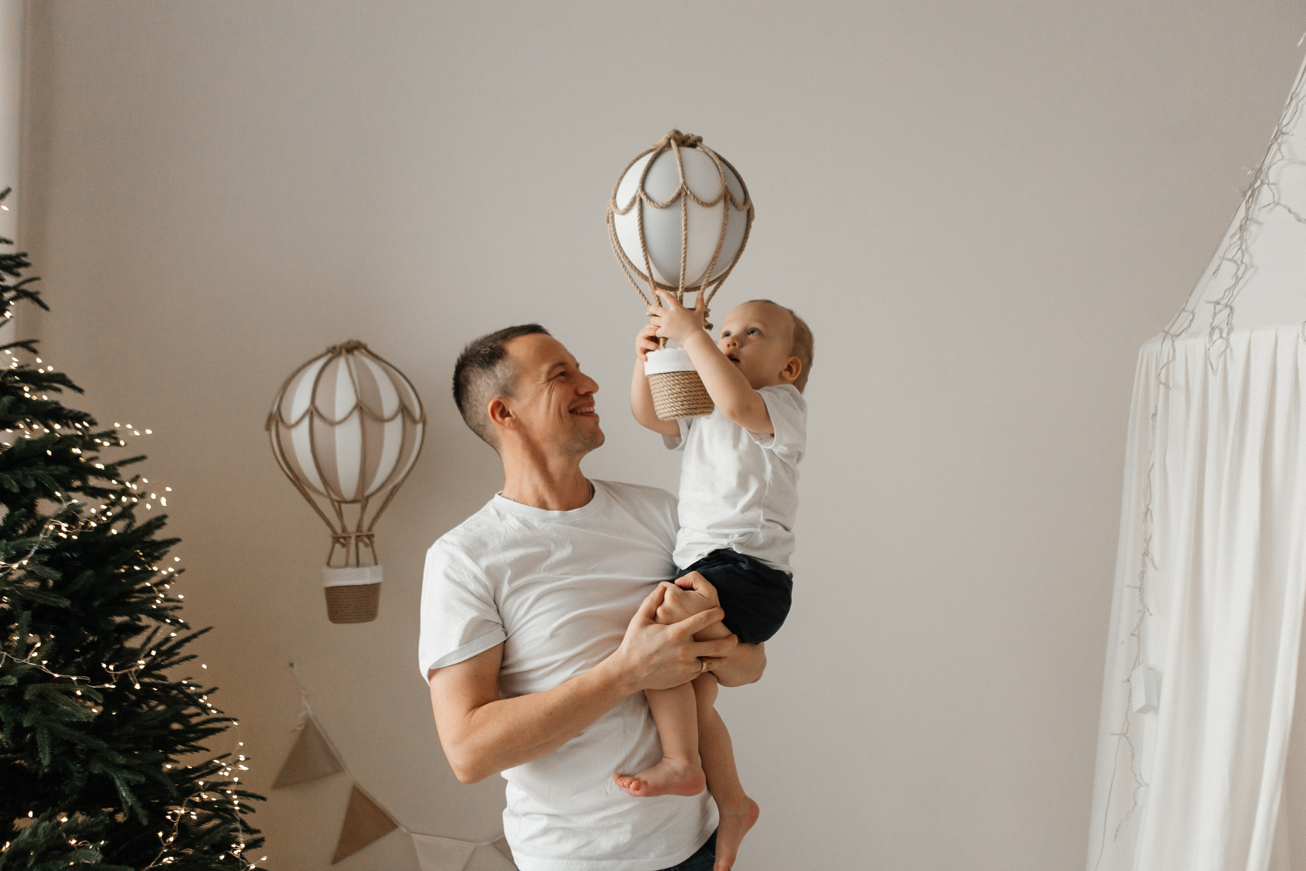 Юрий, Елена, Илья, Ярослав и Мелания. Накануне Нового года. Семейный фотограф в Калининграде Анастасия Юрина