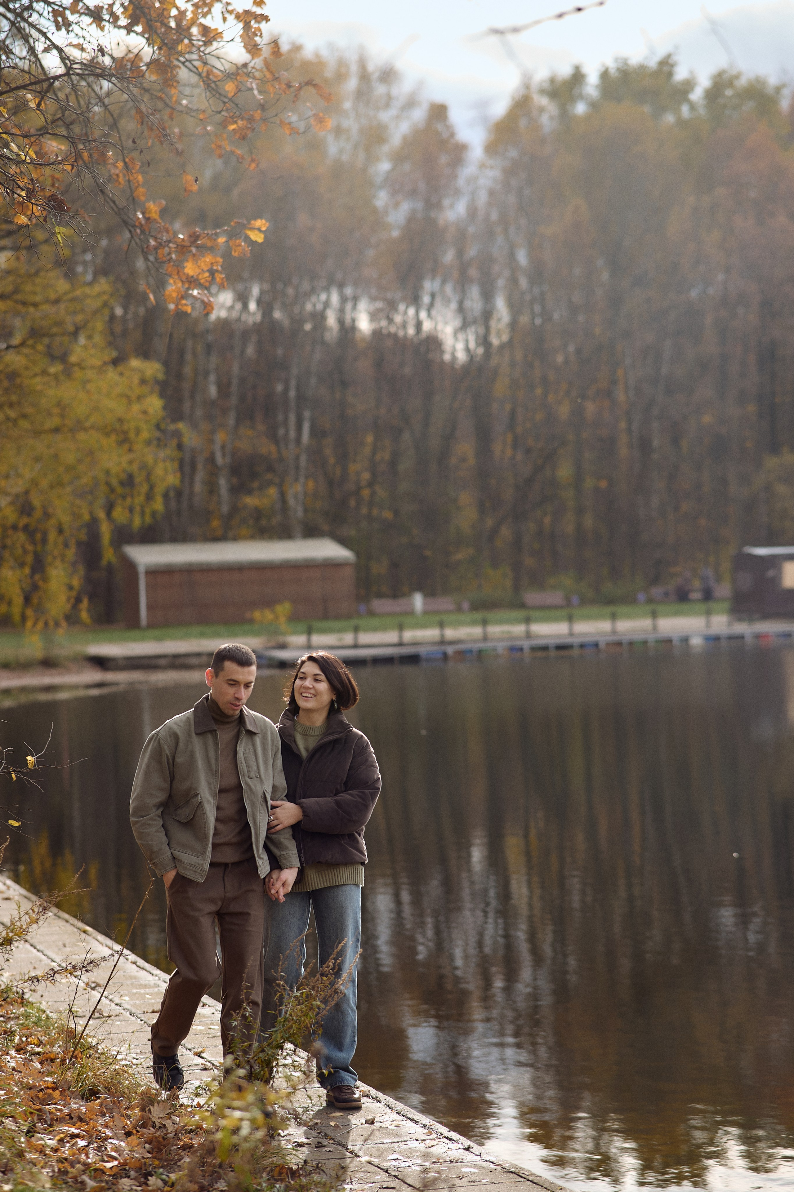 Вова, Юля и Максим в осеннем парке. Семейный и свадебный lifestyle-фотограф в Москве Мария Петрова