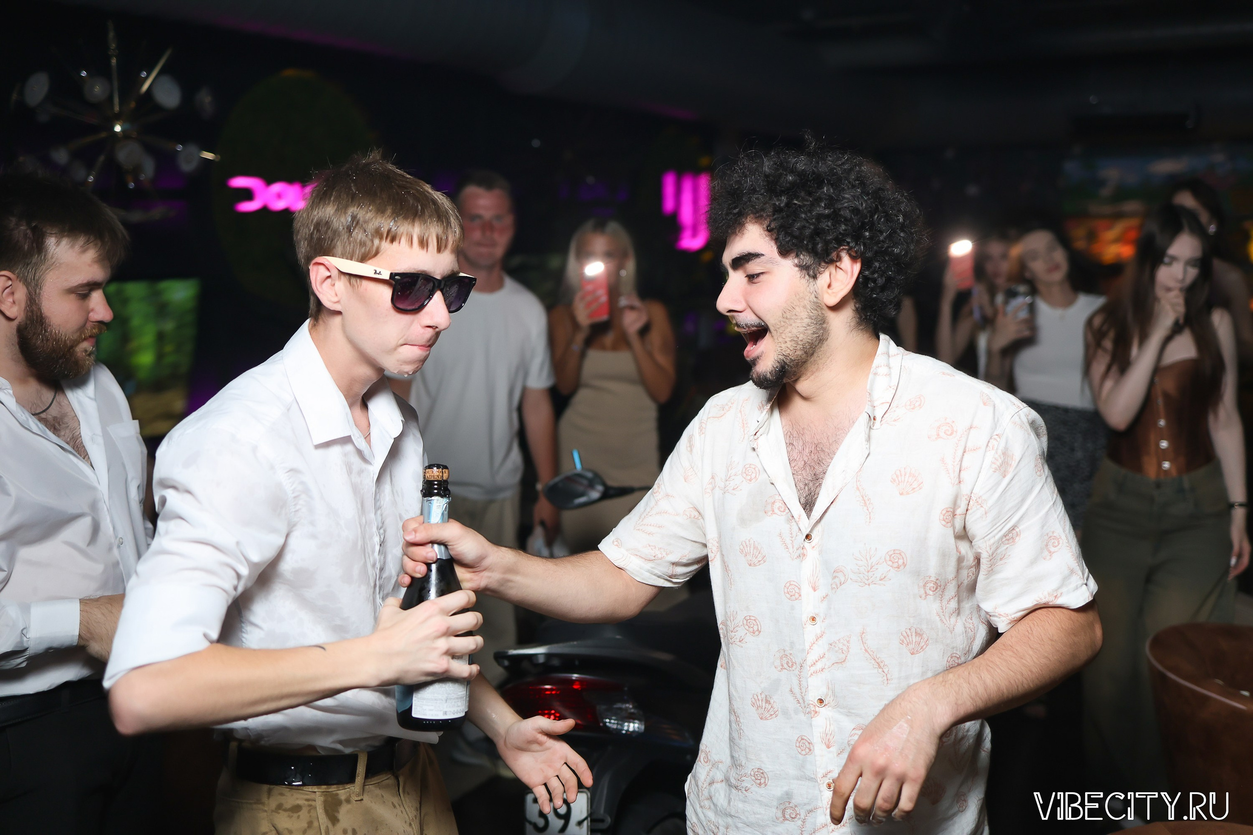 DOUBLE U. VIBECITY.RU Вайб Сити Ру Фоторепортажи Фотоотчеты Калининград