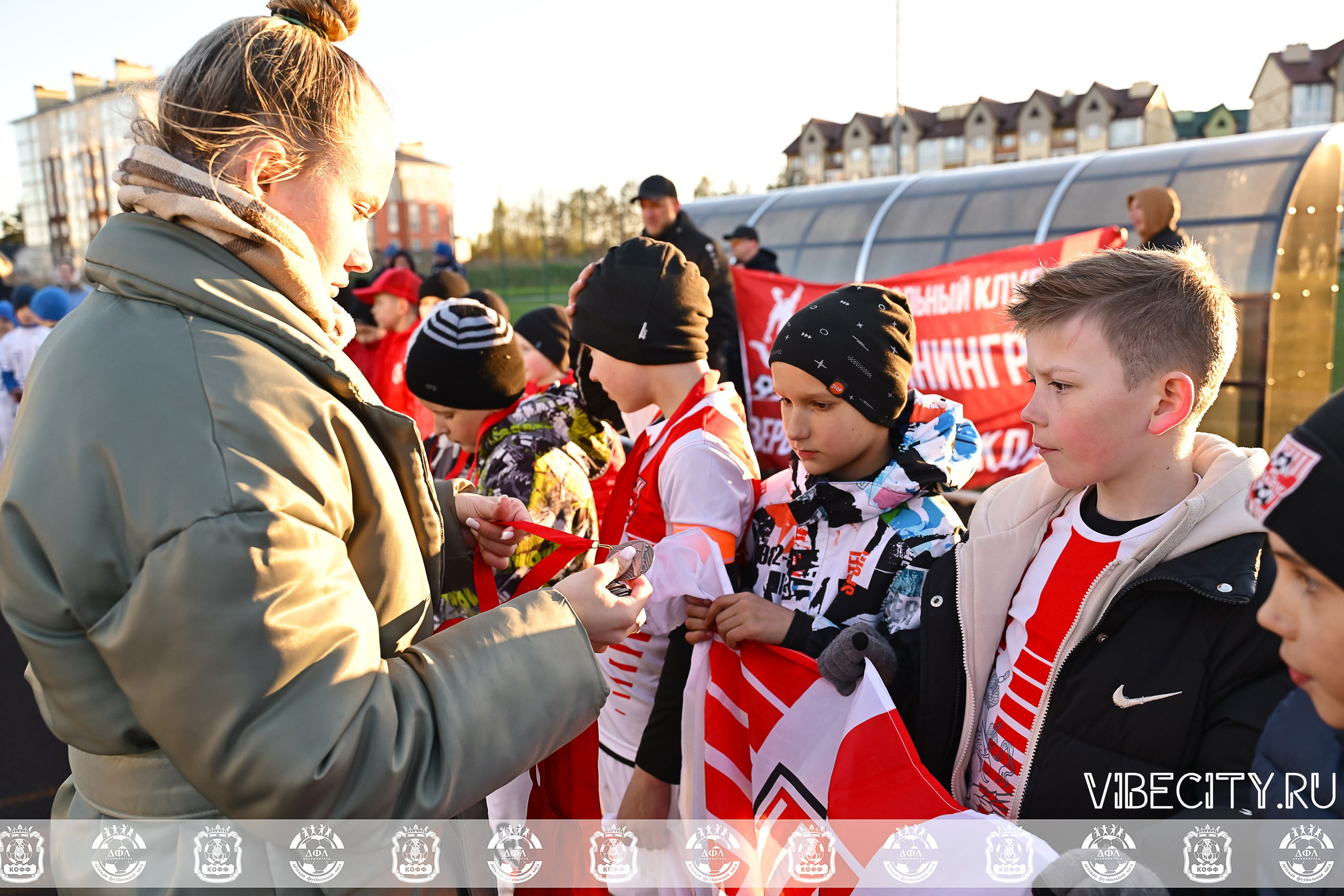 XIV ВСЕРОССИЙСКИЙ ФУТБОЛЬНЫЙ ФЕСТИВАЛЬ «ЗАГРУЗИ СЕБЯ ФУТБОЛОМ!». VIBECITY.RU Вайб Сити Ру Фоторепортажи Фотоотчеты Калининград
