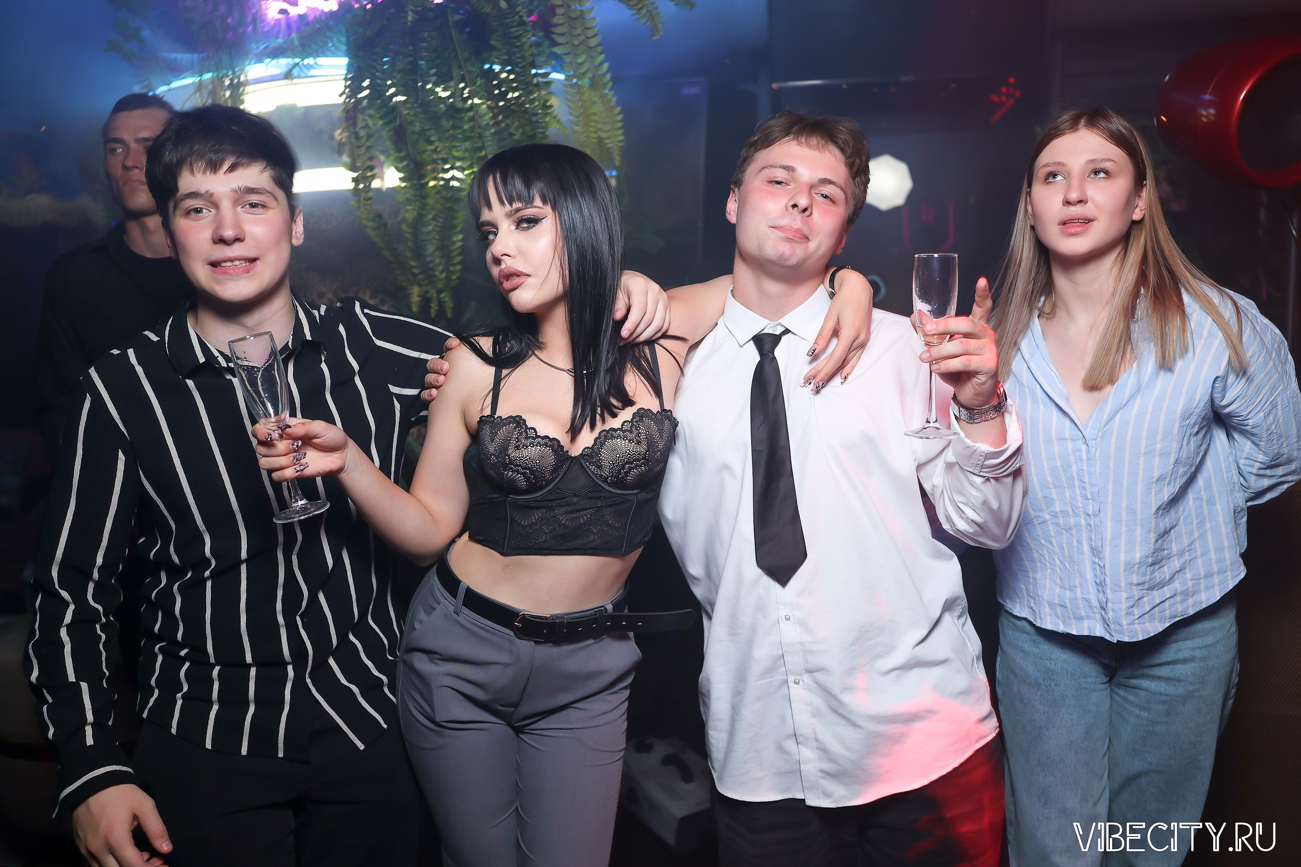 DOUBLE U. VIBECITY.RU Вайб Сити Ру Фоторепортажи Фотоотчеты Калининград