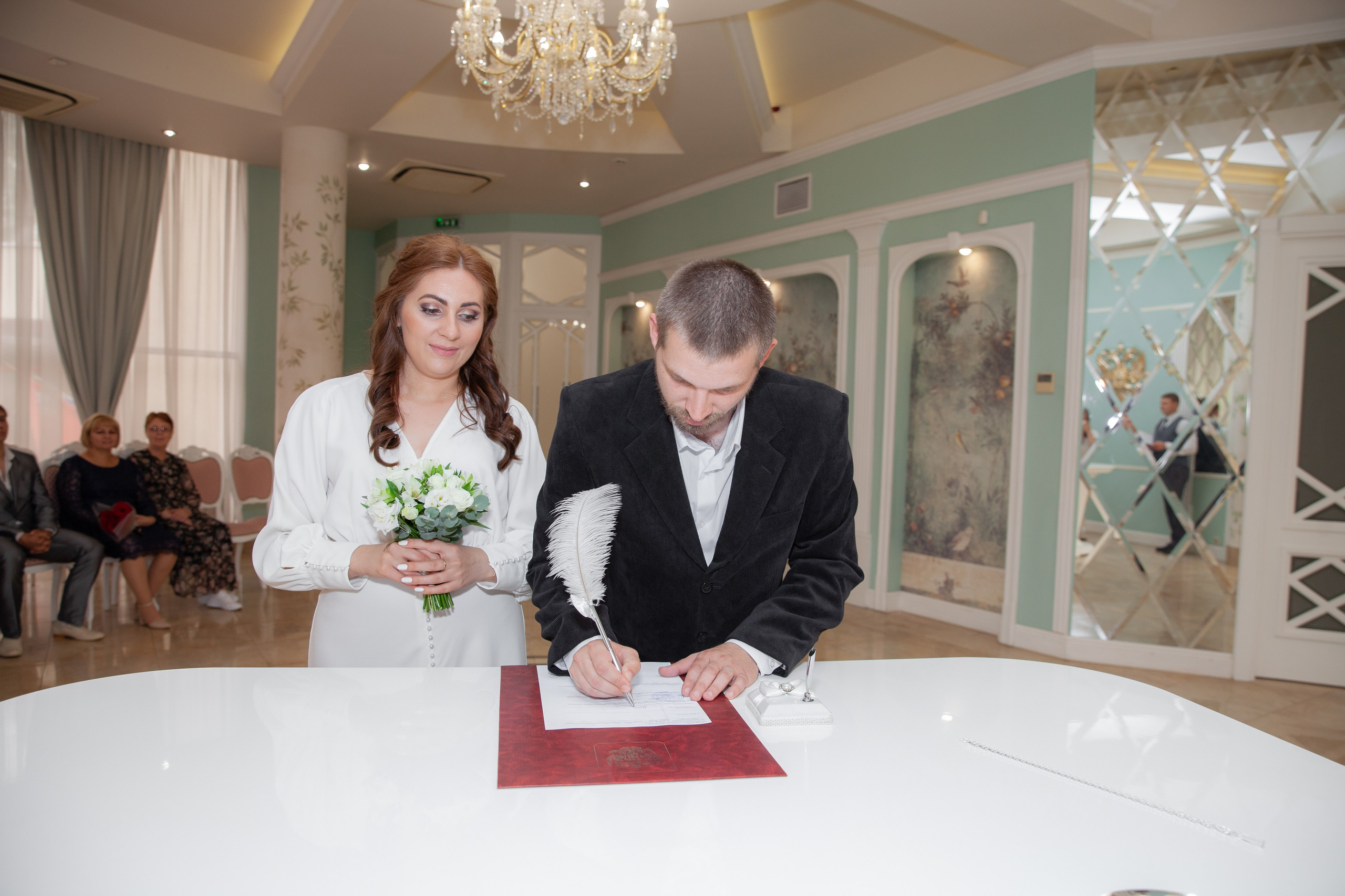 Свадебная фотосессия в Пестовском парке. Фотограф в Железнодорожном и Балашихе