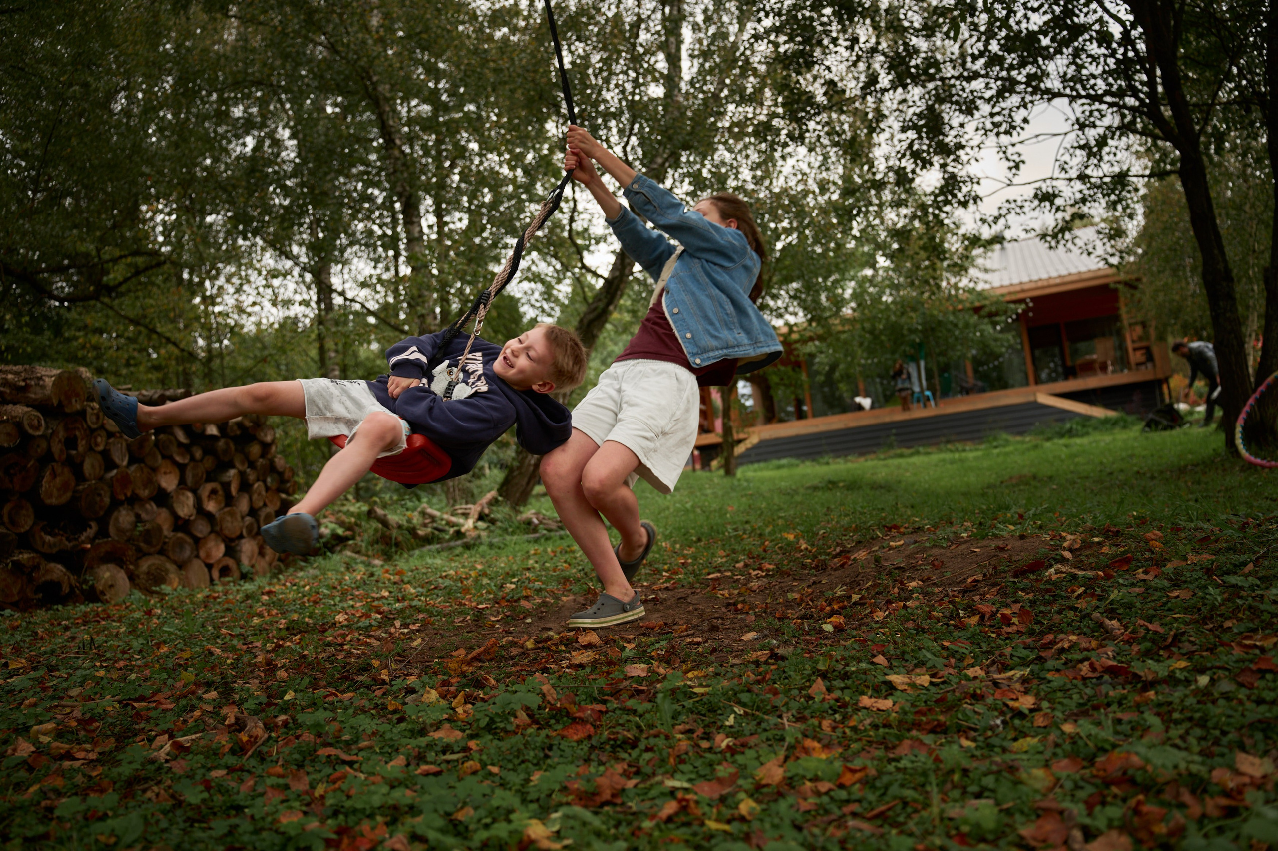 Четверо детей в доме. Фотограф Женя Пашкина