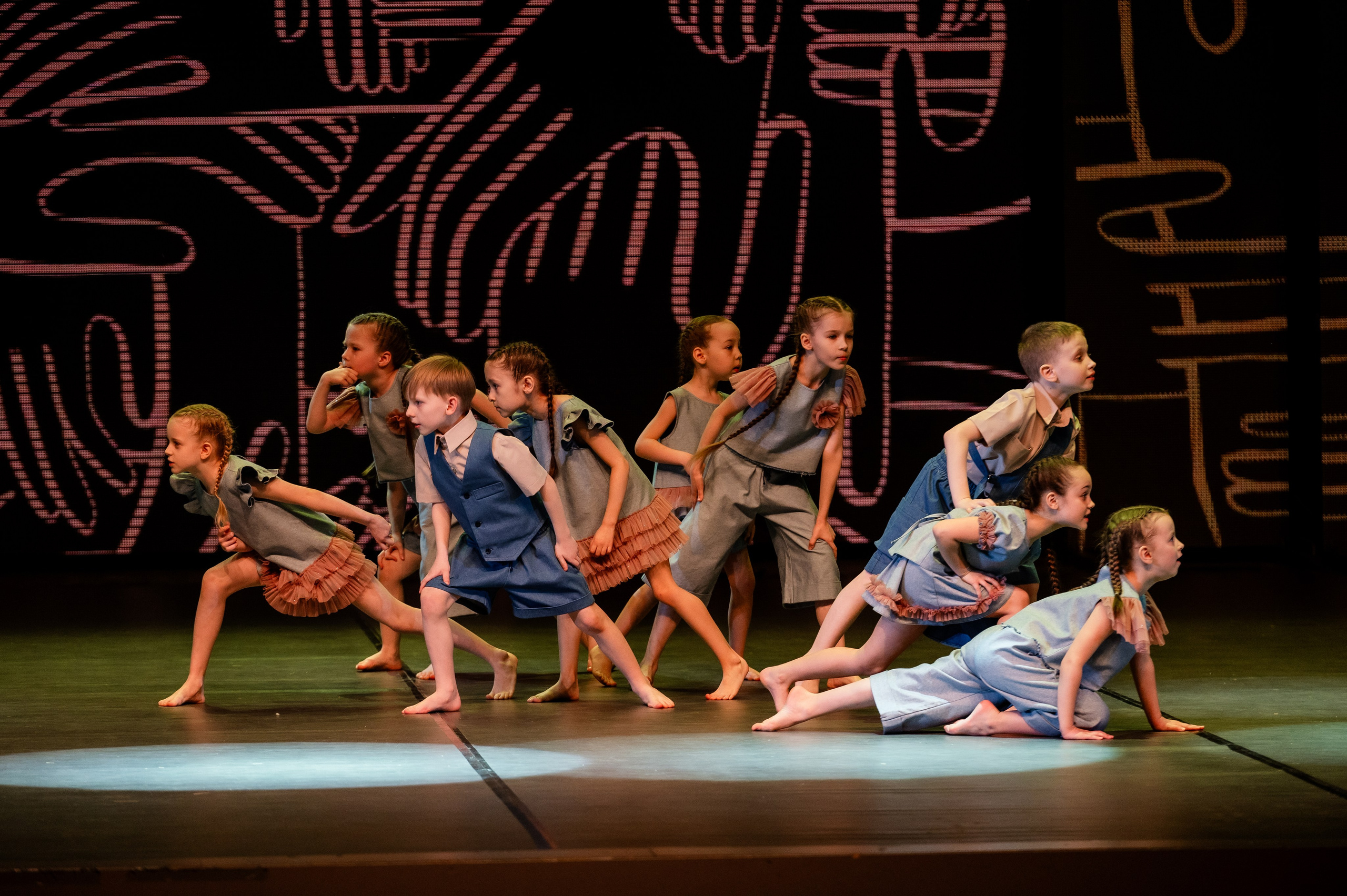 Концерты студии современной хореографии Пространные танцы. Дом детской фотографии Арсюткиной Наталии™