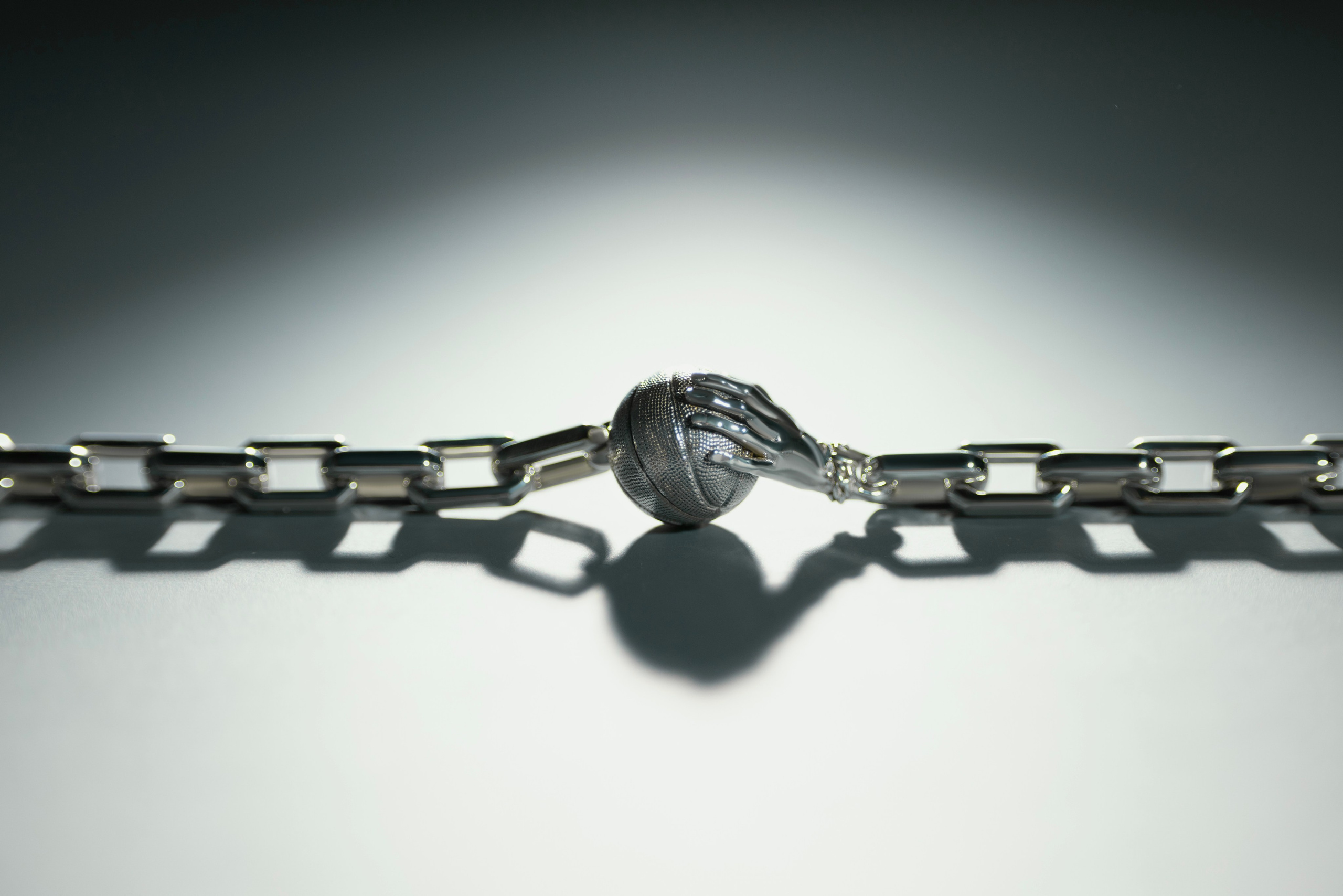 Mozi J х Media Basket. Photographer. Producer. Retoucher