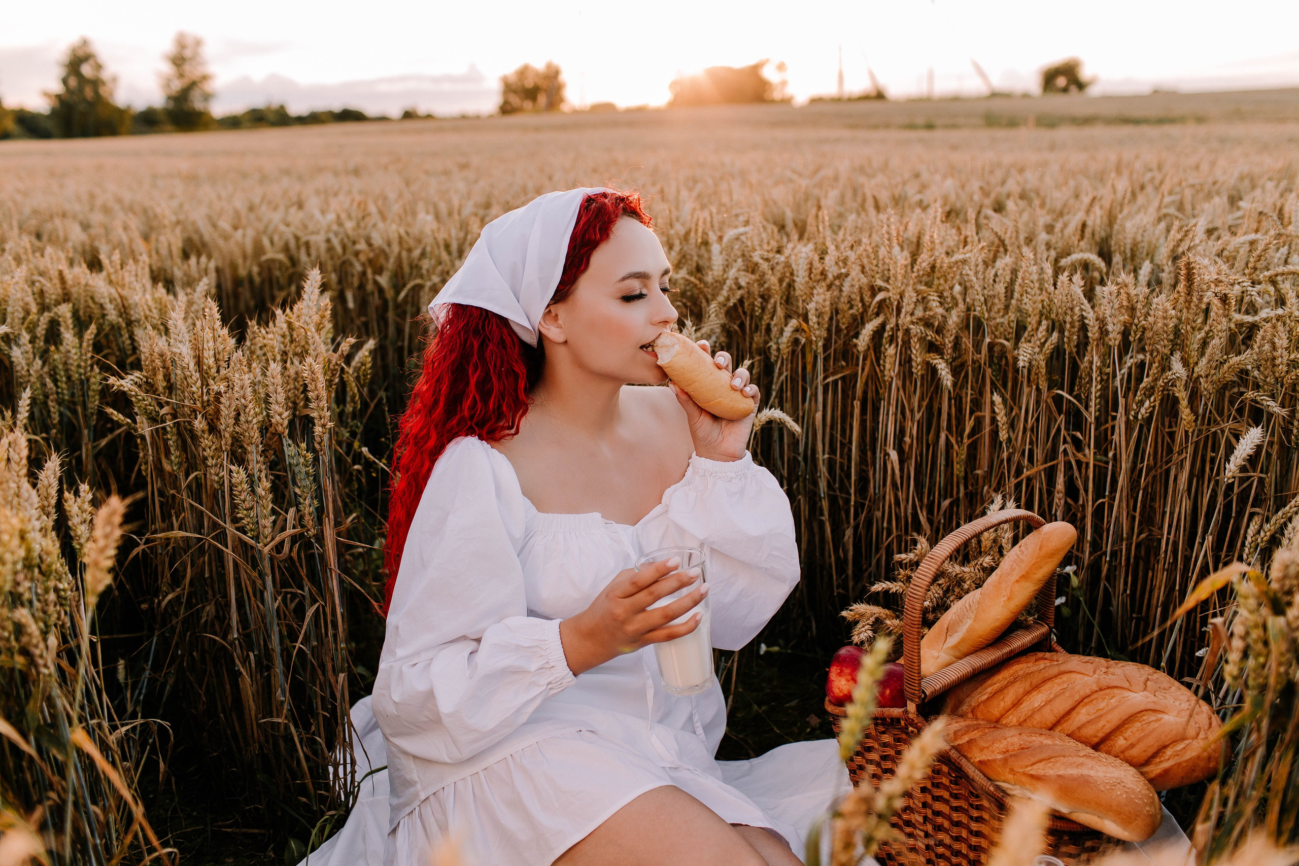 Пикник в золотом поле. Фотосессии Фотодни Псков СПб