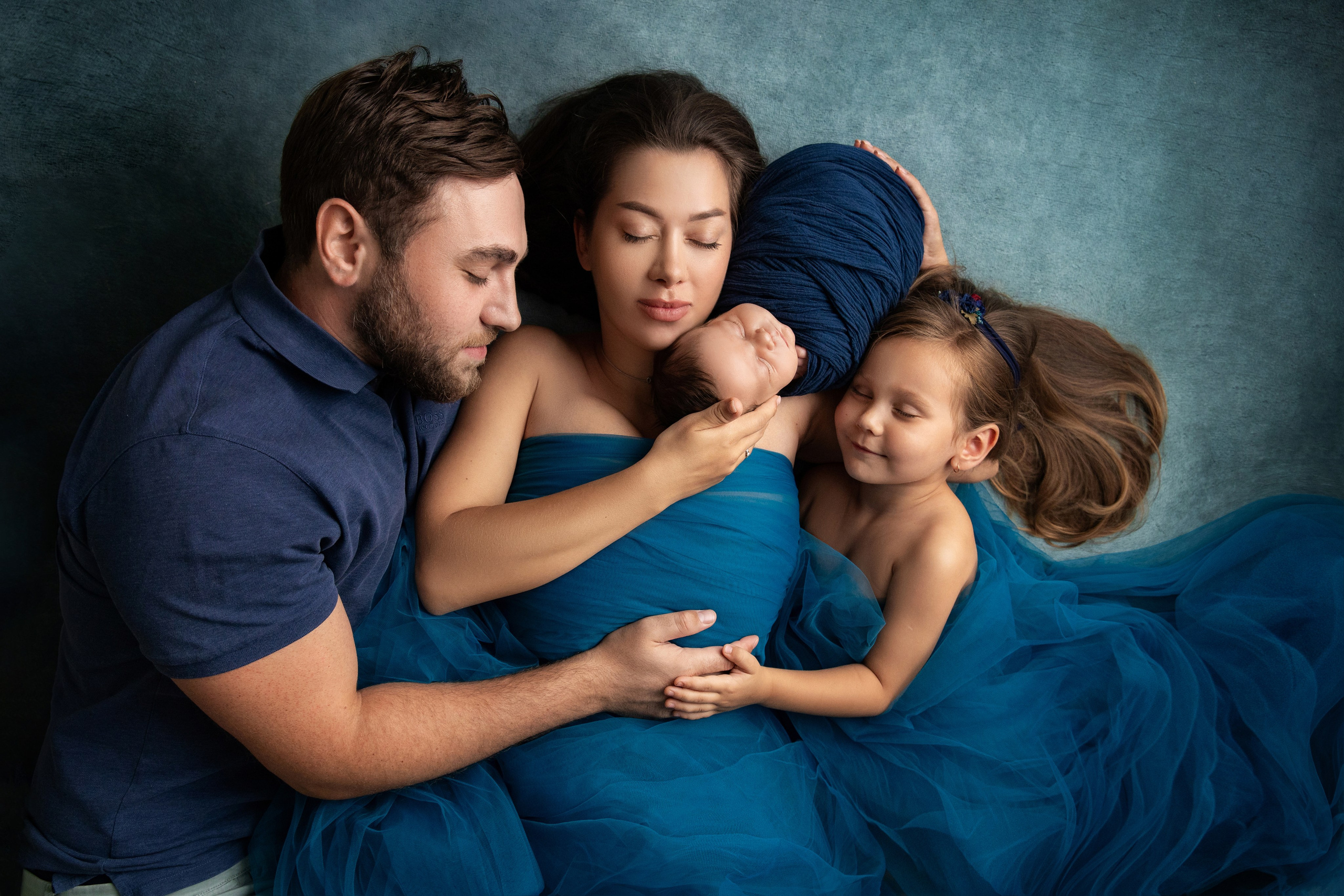 Deep blue. Фотограф новорожденных, семейный фотограф в Санкт-Петербурге